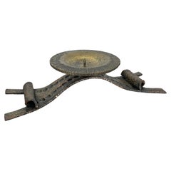 Gran candelabro escultórico Brutalista de latón y cobre de 39 cm, Francia, años 60