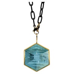 Große 3D Special Cut brasilianischen Aquamarin Edelstein 18K handgefertigt Lünette Halskette