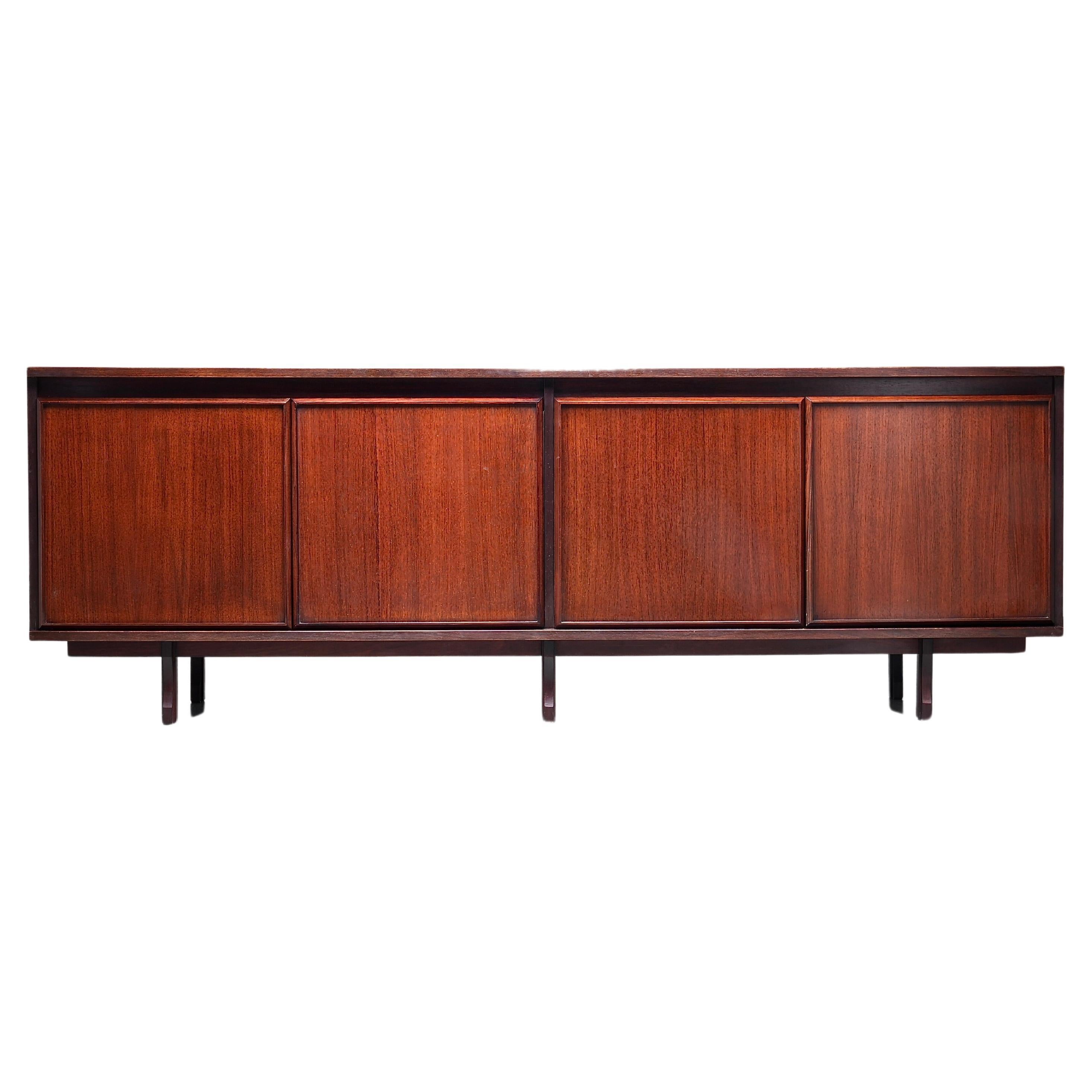 Credenza grande de 4 puertas en roble y teca, Italia, años 60