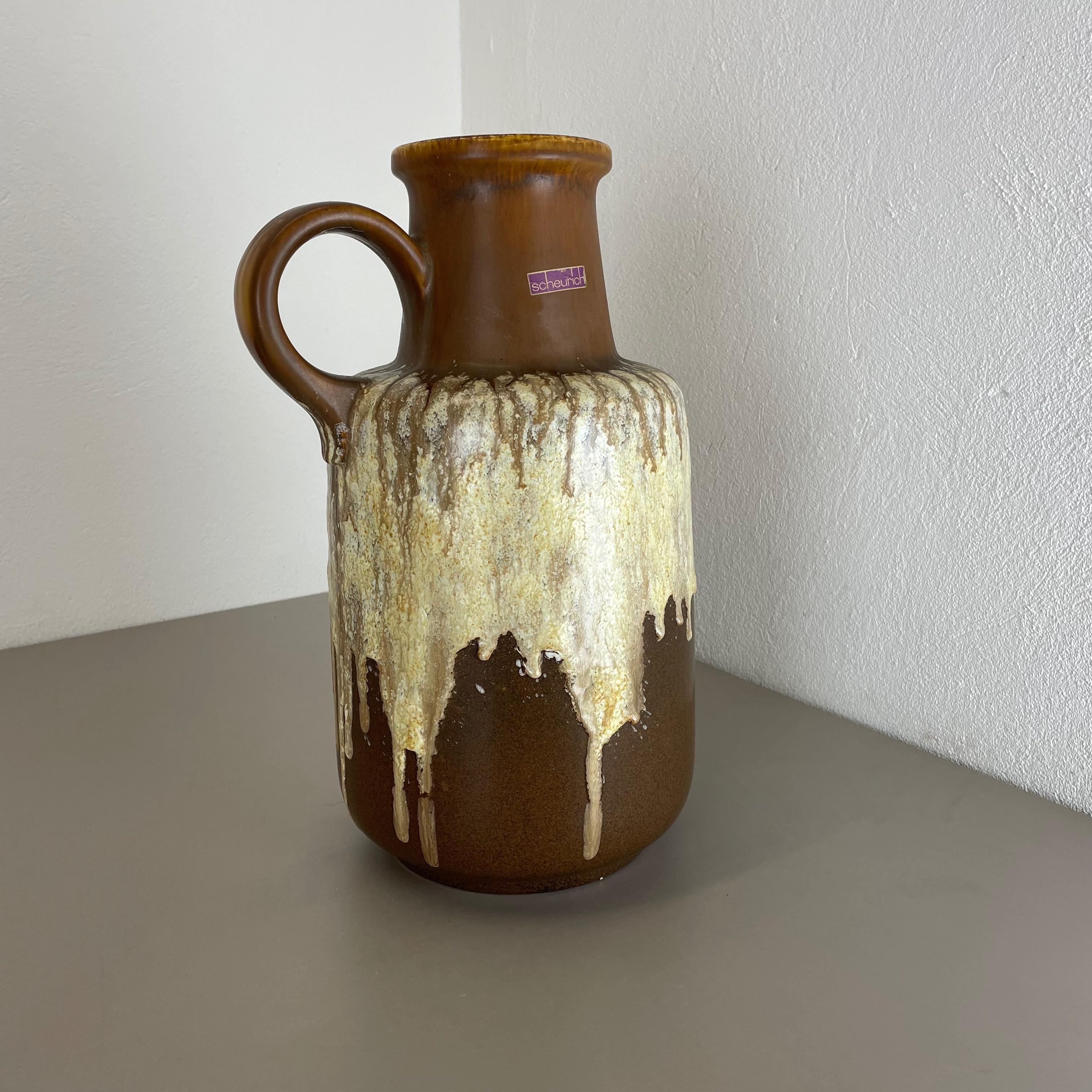 Article:

Fat lava art vase extra large version


Producer:

Scheurich, Germany



Decade:

1970s


Description:

This original vintage vase was produced in the 1970s in Germany. It is made of ceramic pottery in fat lava optic with
