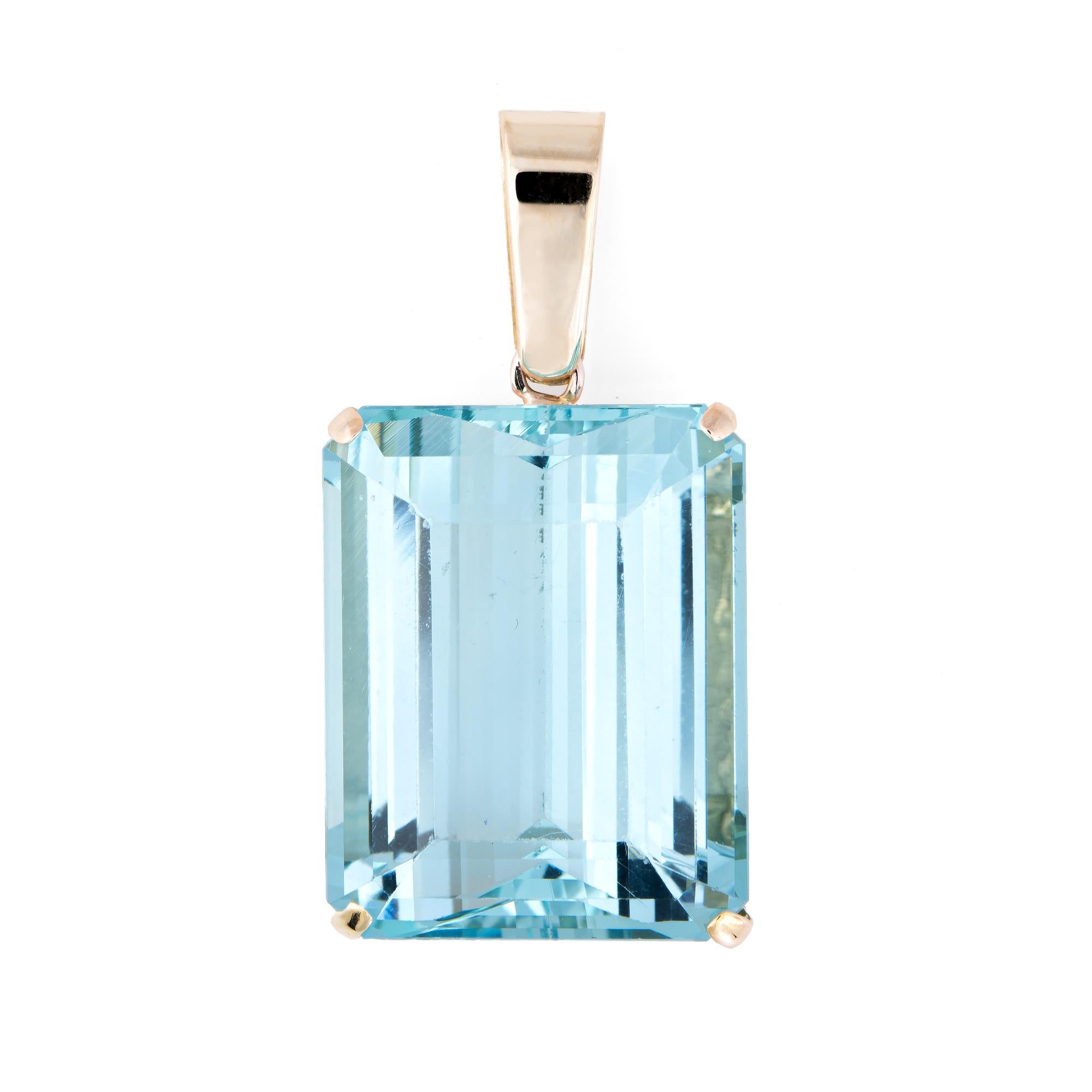 large aquamarine necklace