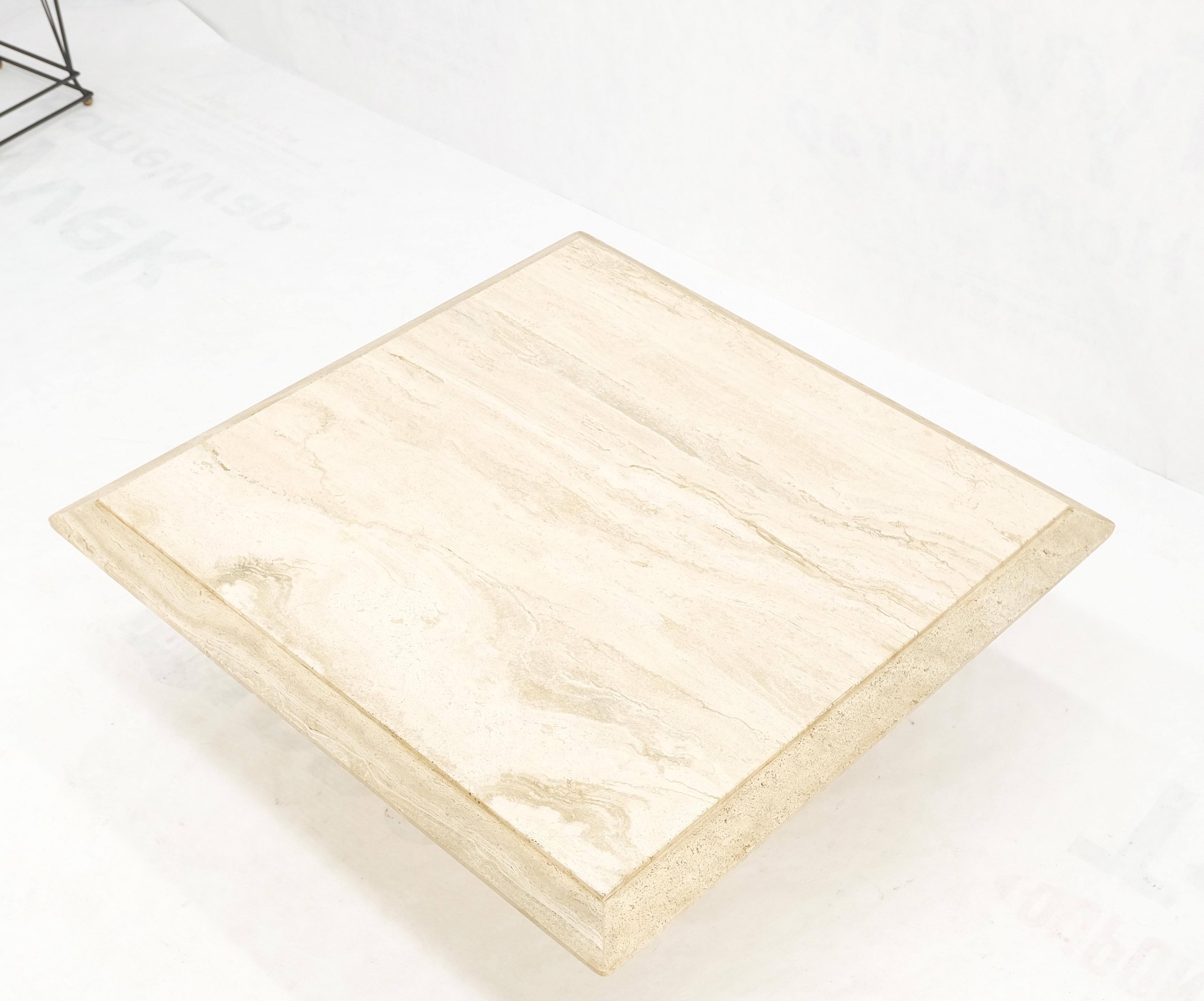 Grande table basse carrée italienne mi-siècle moderne à piédestal unique biseauté de 104,14 cm en vente 4