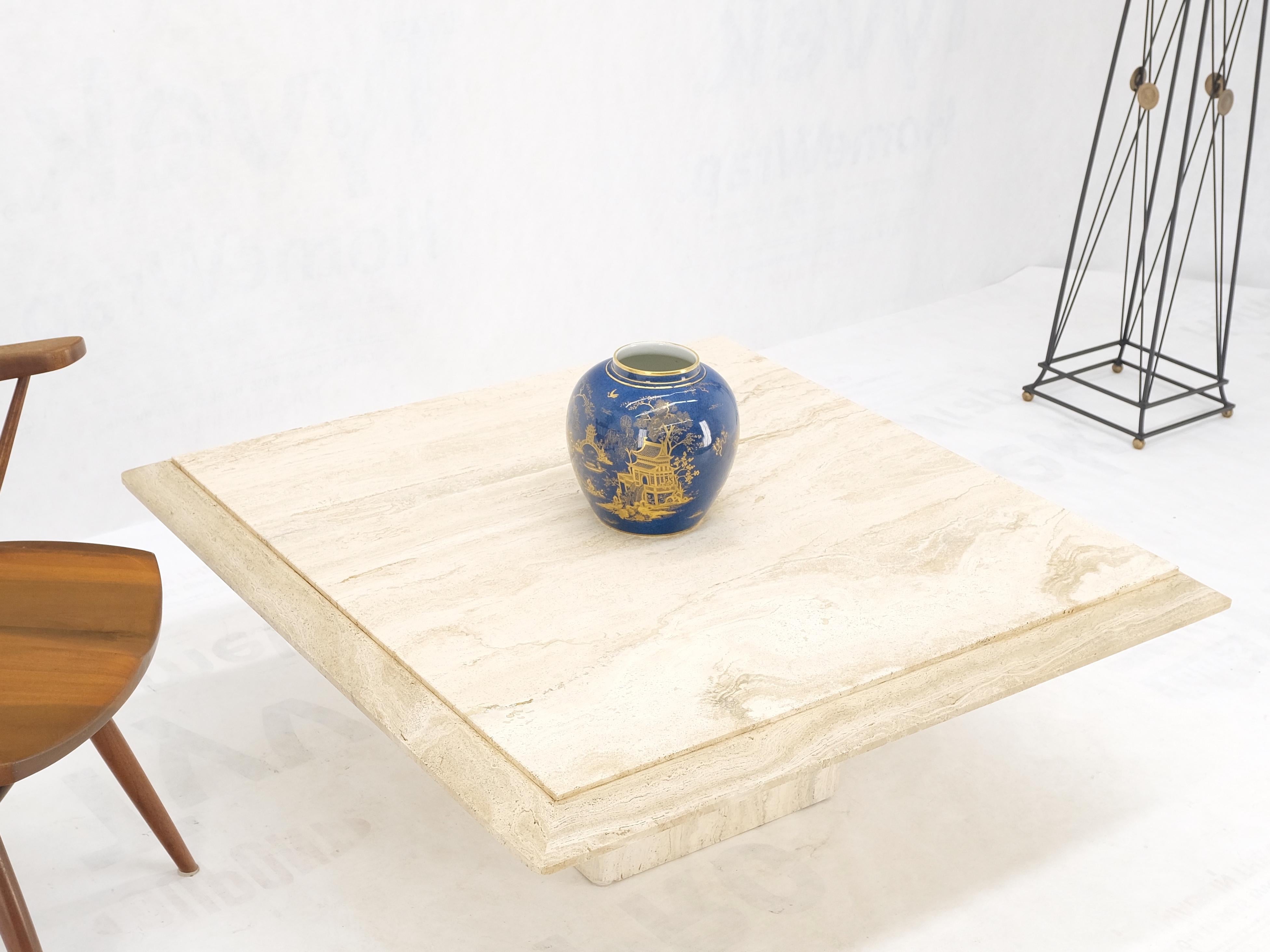 Grande table basse carrée italienne mi-siècle moderne à piédestal unique biseauté de 104,14 cm en vente 6