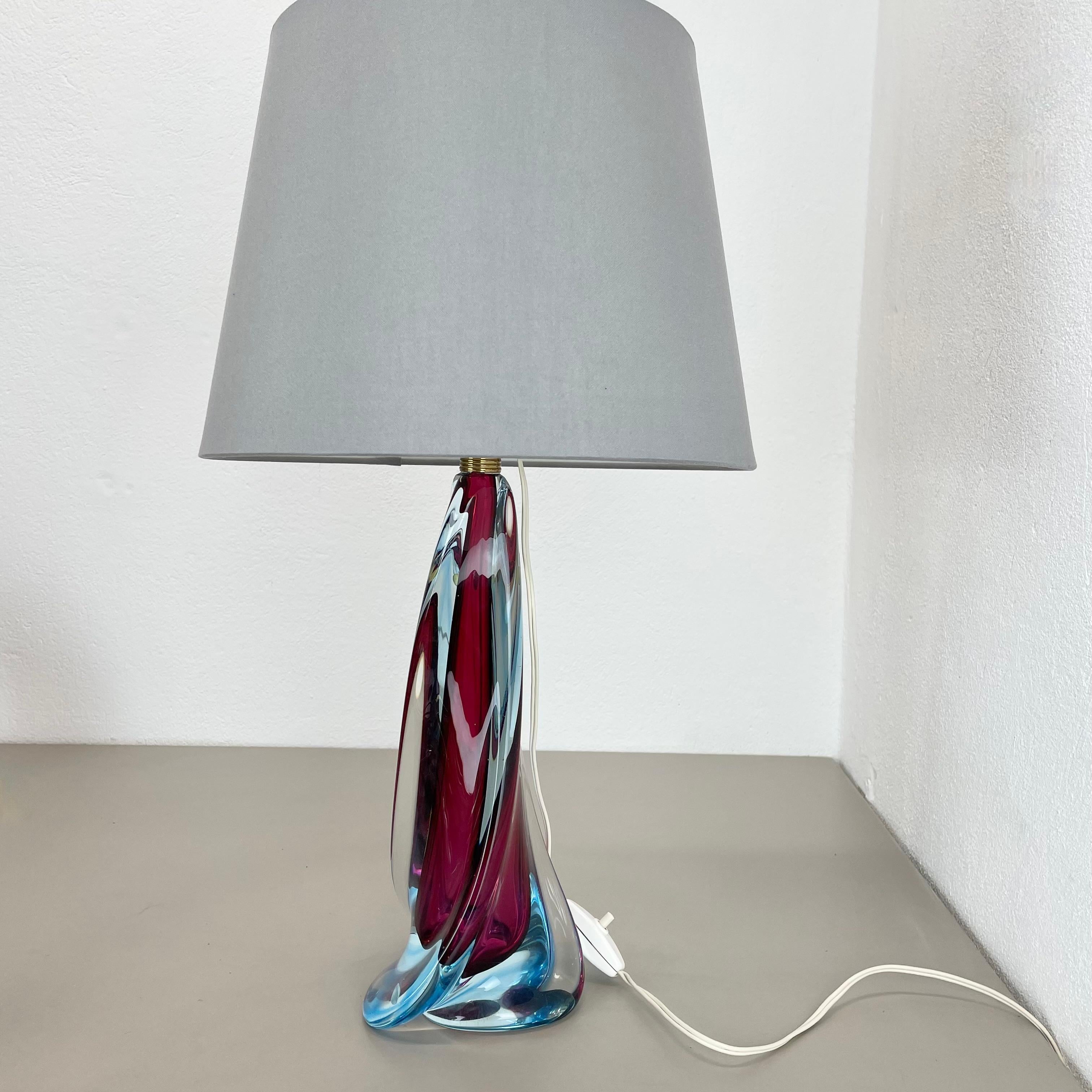 Großes Murano Glass Sommerso 41cm FLAVIO POLI attr. Tischleuchte, Italien, 1960er-Jahre (Moderne der Mitte des Jahrhunderts) im Angebot