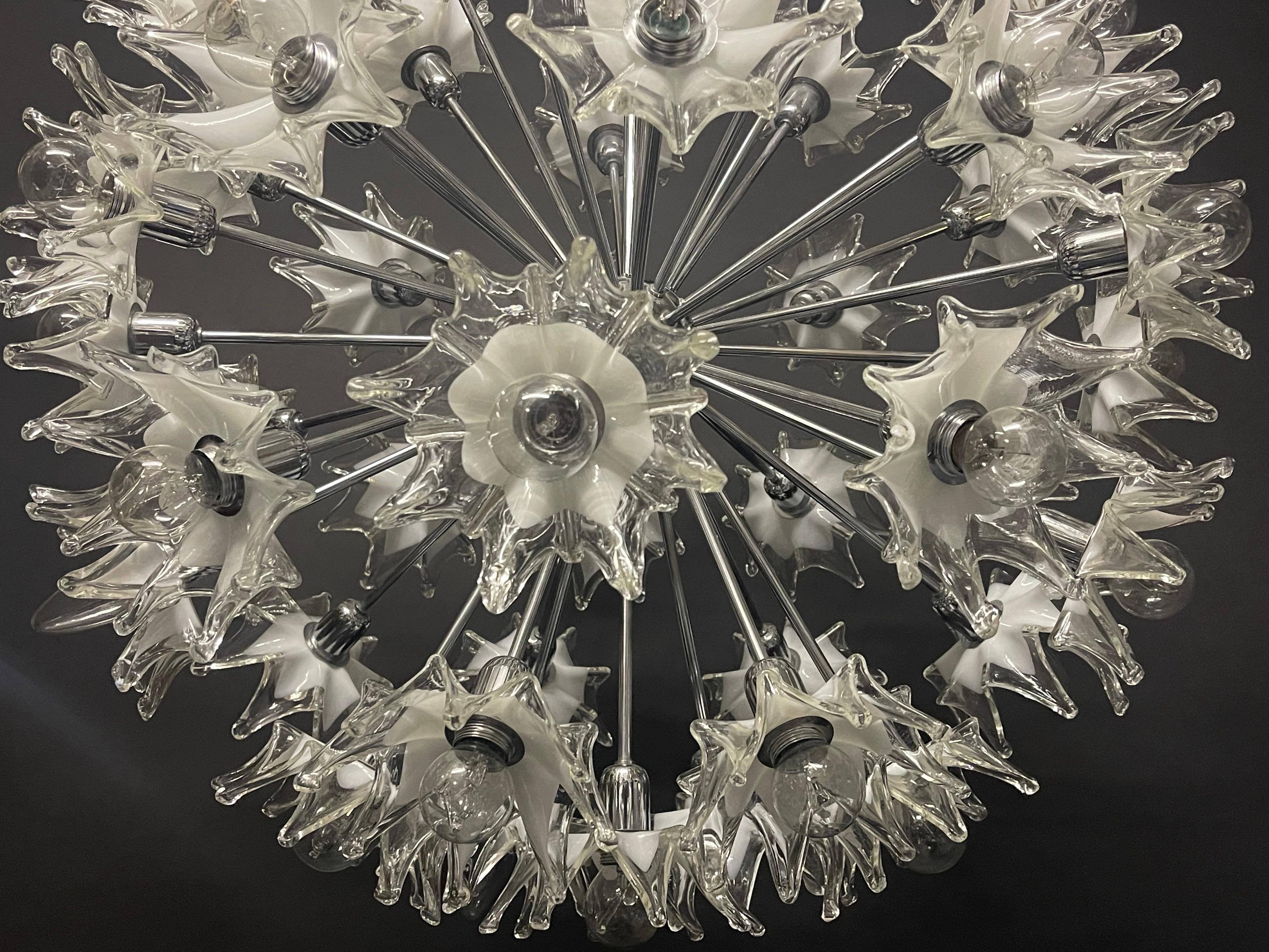 Large 43, Light Murano Spiked Glass Ball Sputnik Chandelier by Mazzega, 1960s For Sale 5