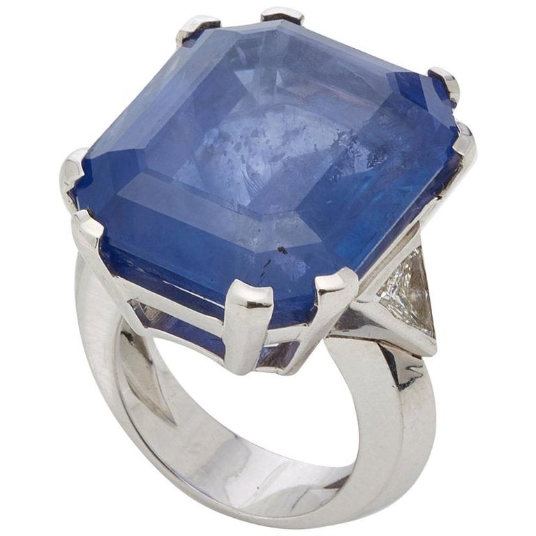 Large 50 Carat Sapphire Diamond Ring For Sale at 1stDibs | 50 carat diamond  ring, 50 carat blue diamond, 50-carat blue diamond