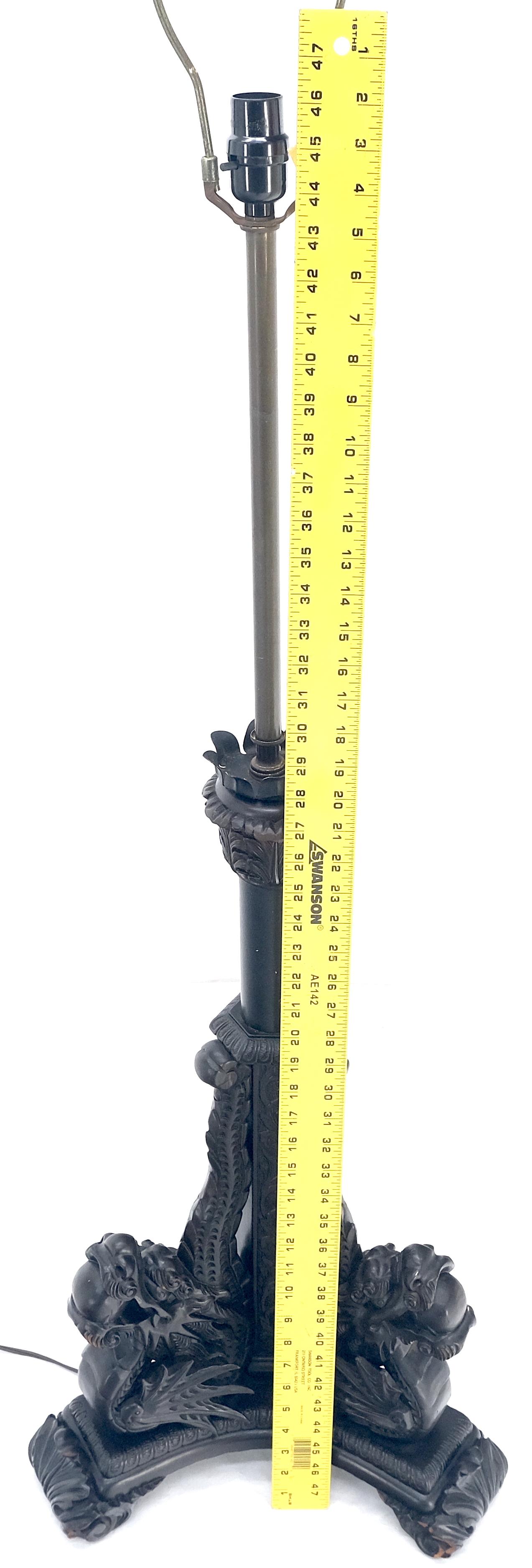 Intagliato a mano Grande base per lampada da terra in mogano intagliato alta 51