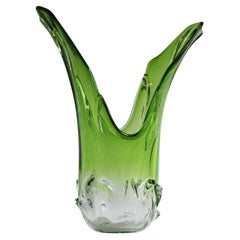 Grand vase italien en verre de Murano de 5,4 kg attribué Fratelli Toso 1950 Sommerso vert 