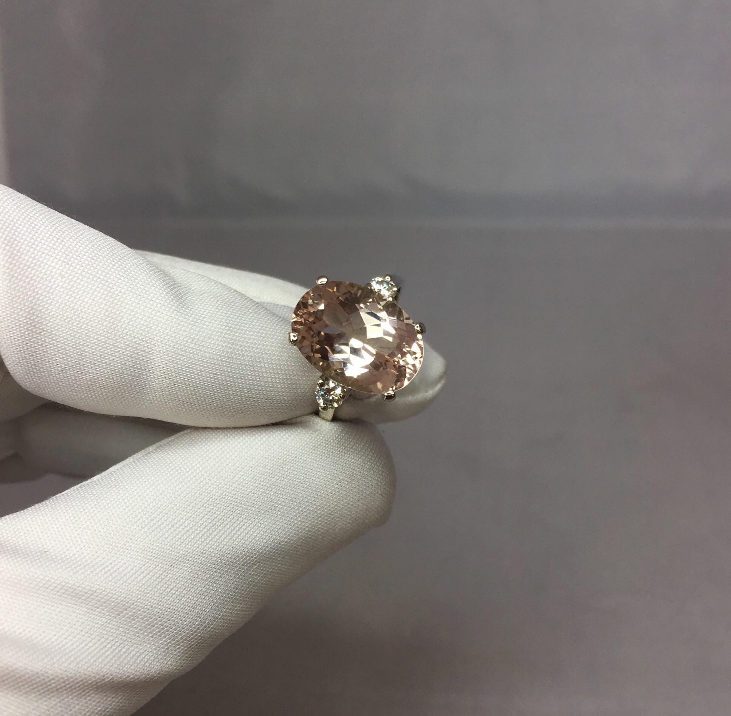 Women's or Men's Large 5.87 Carat Fancy Cushion Cut Peach Pink Morganite and Diamond Gold Ring