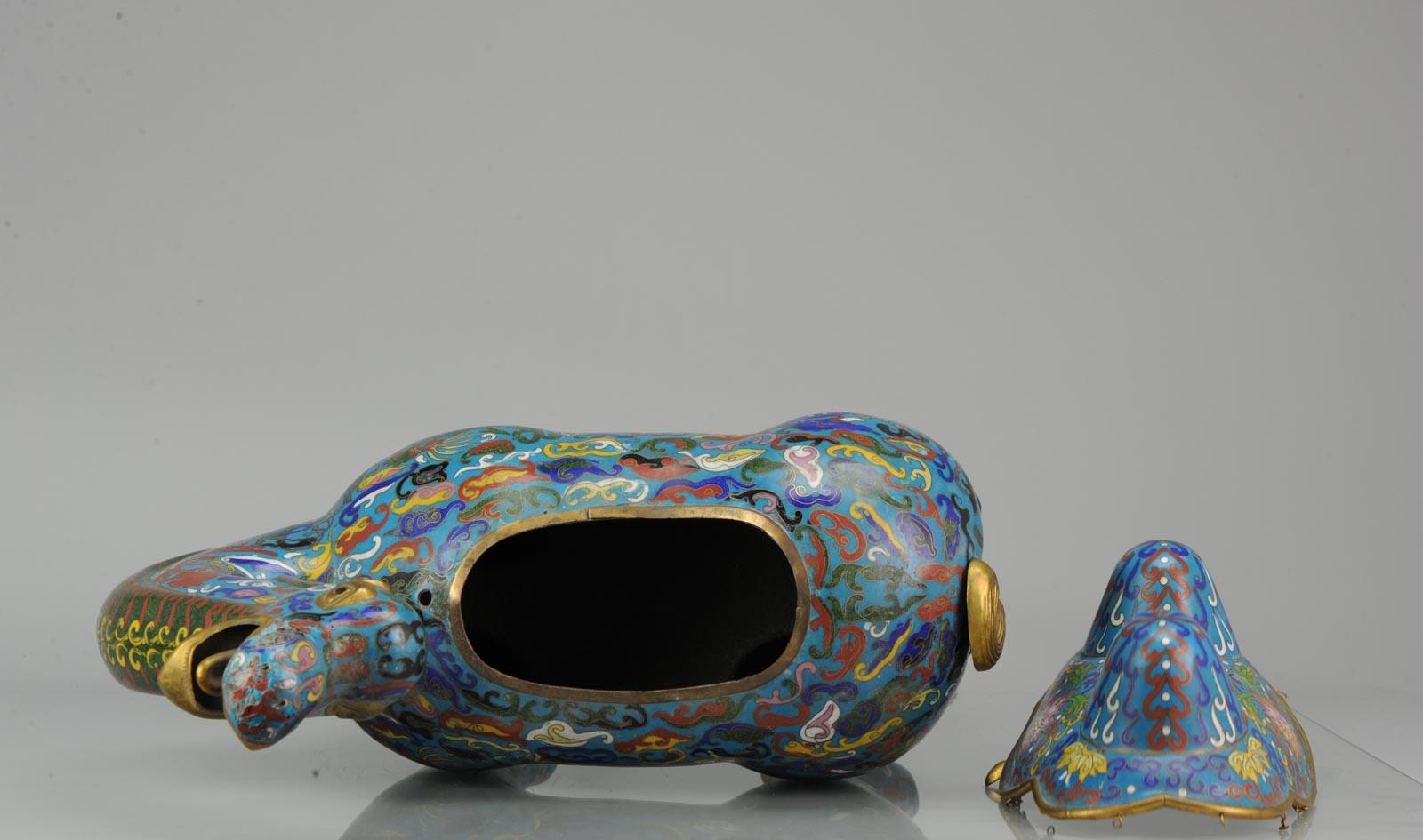 Große chinesische Cloisonné-Bronze- oder Kupferkamelie aus dem 20. Jahrhundert 6