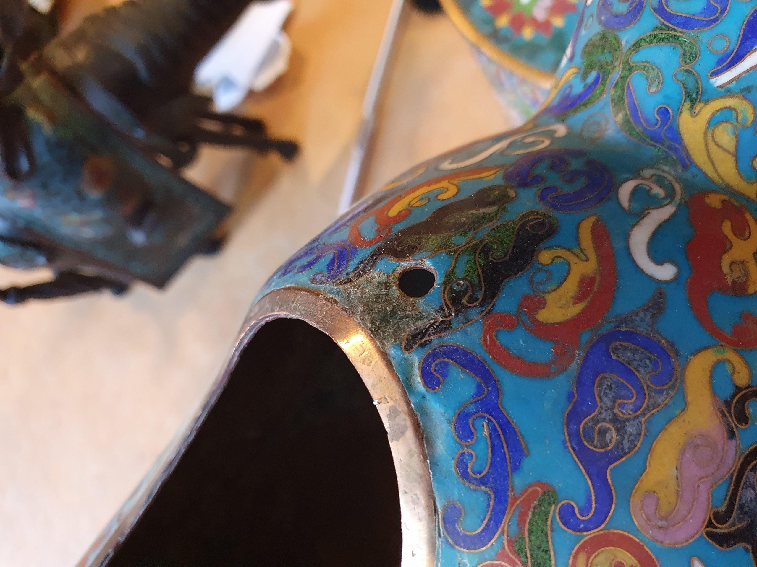 Große chinesische Cloisonné-Bronze- oder Kupferkamelie aus dem 20. Jahrhundert 14