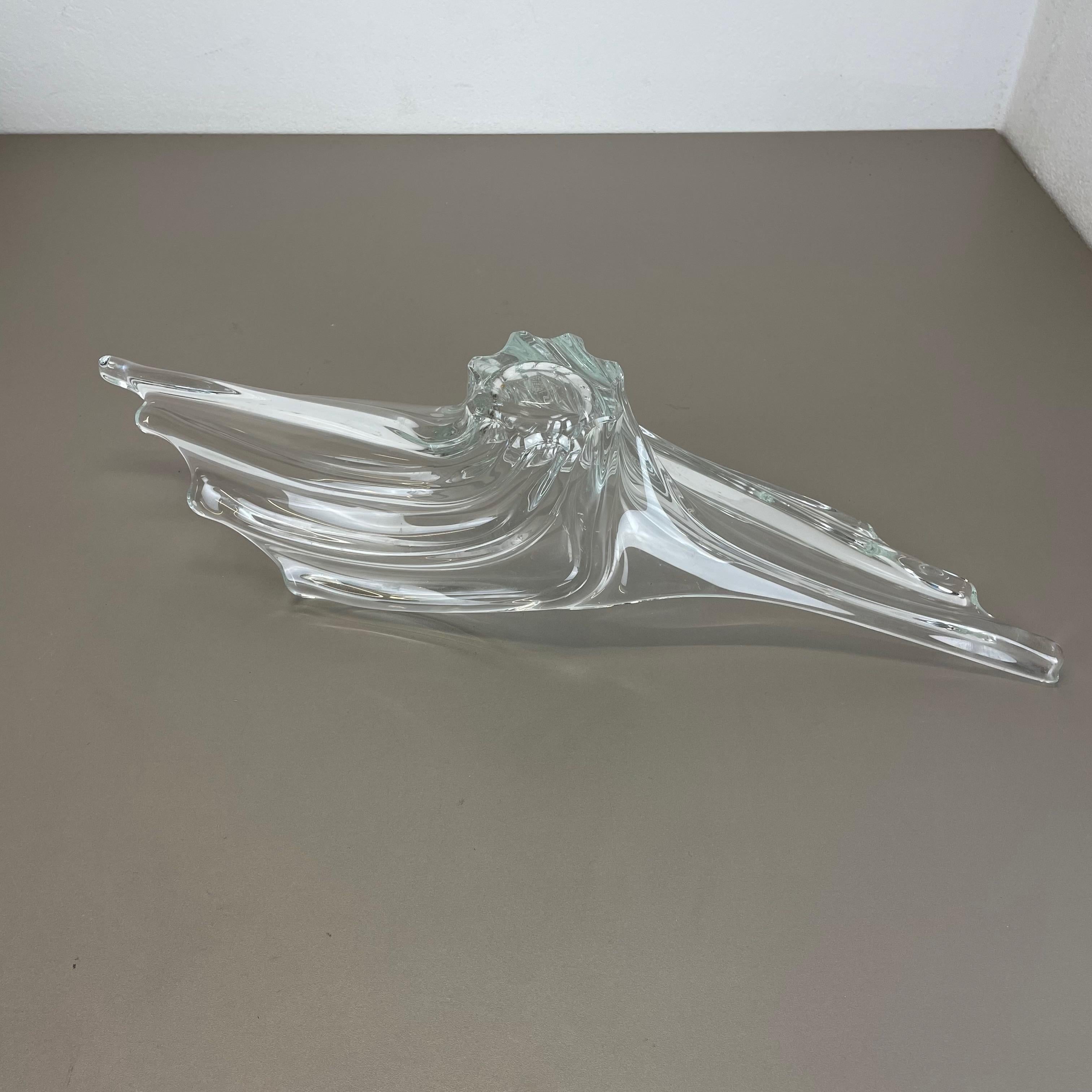 Große Muschelschale aus geblümtem Kristallglas mit Tafelaufsatz von Art Vannes, Frankreich, 1970 im Angebot 12