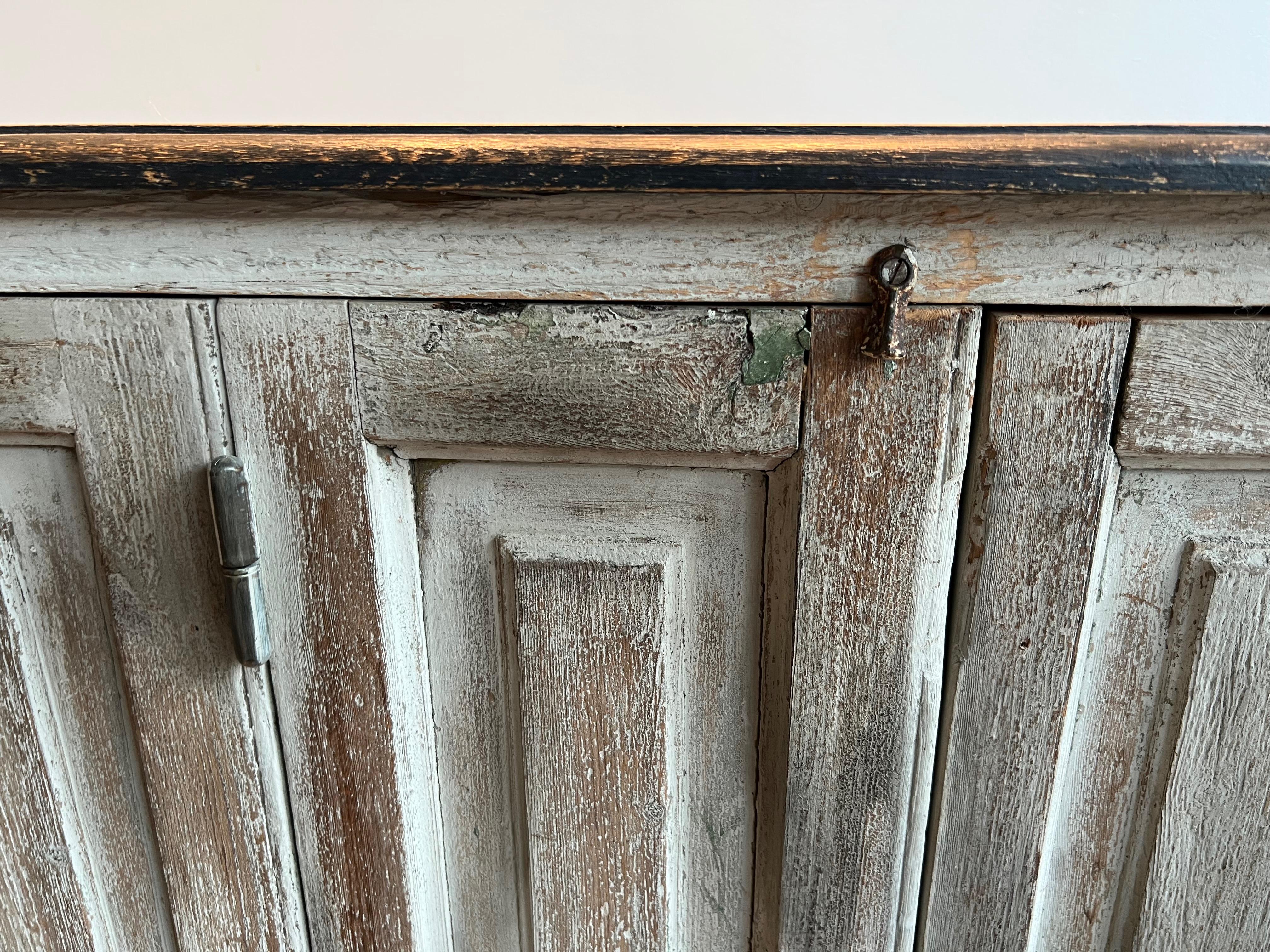 Large 6 doors patinated cupboard. French work For Sale 6