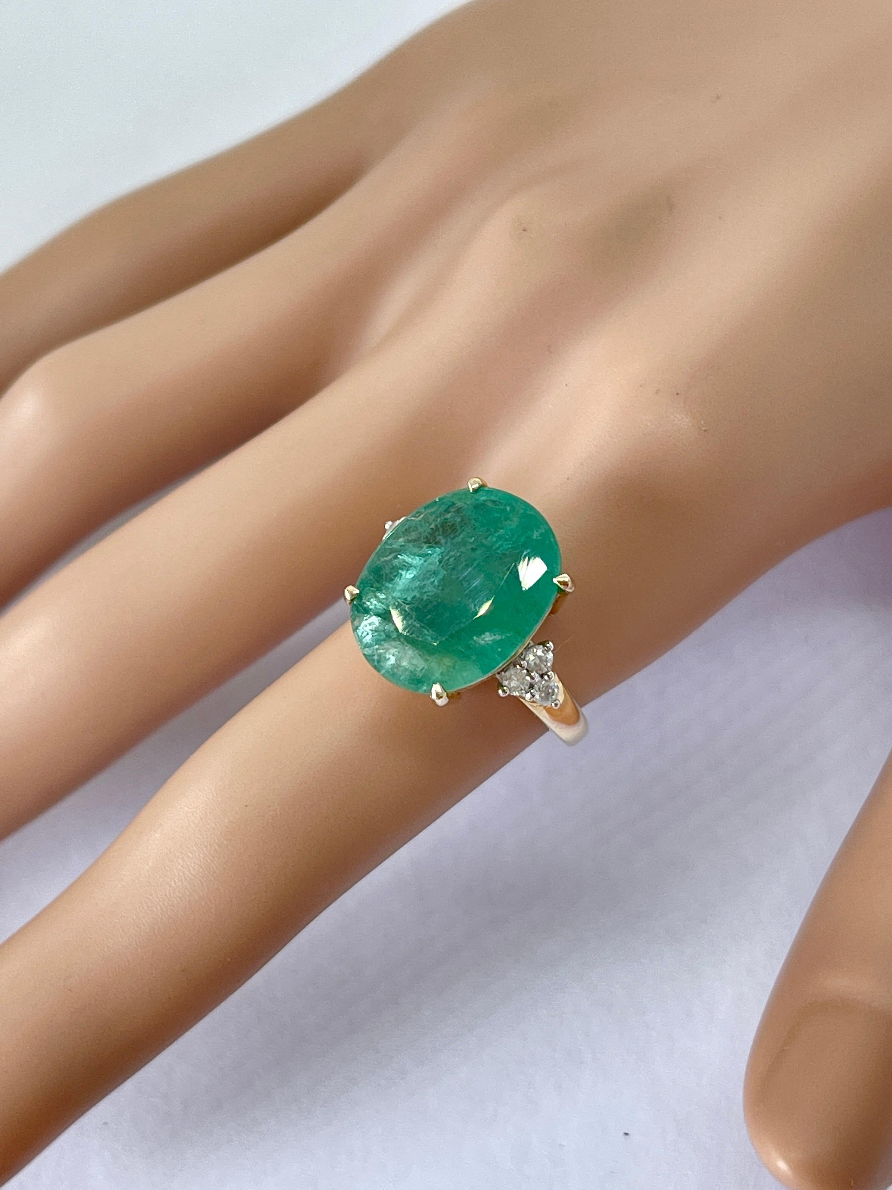 Oval Cut Large 6.06ct Oval Emerald Diamond Ring 9ct Yellow Gold Decorative Gallery For Sale