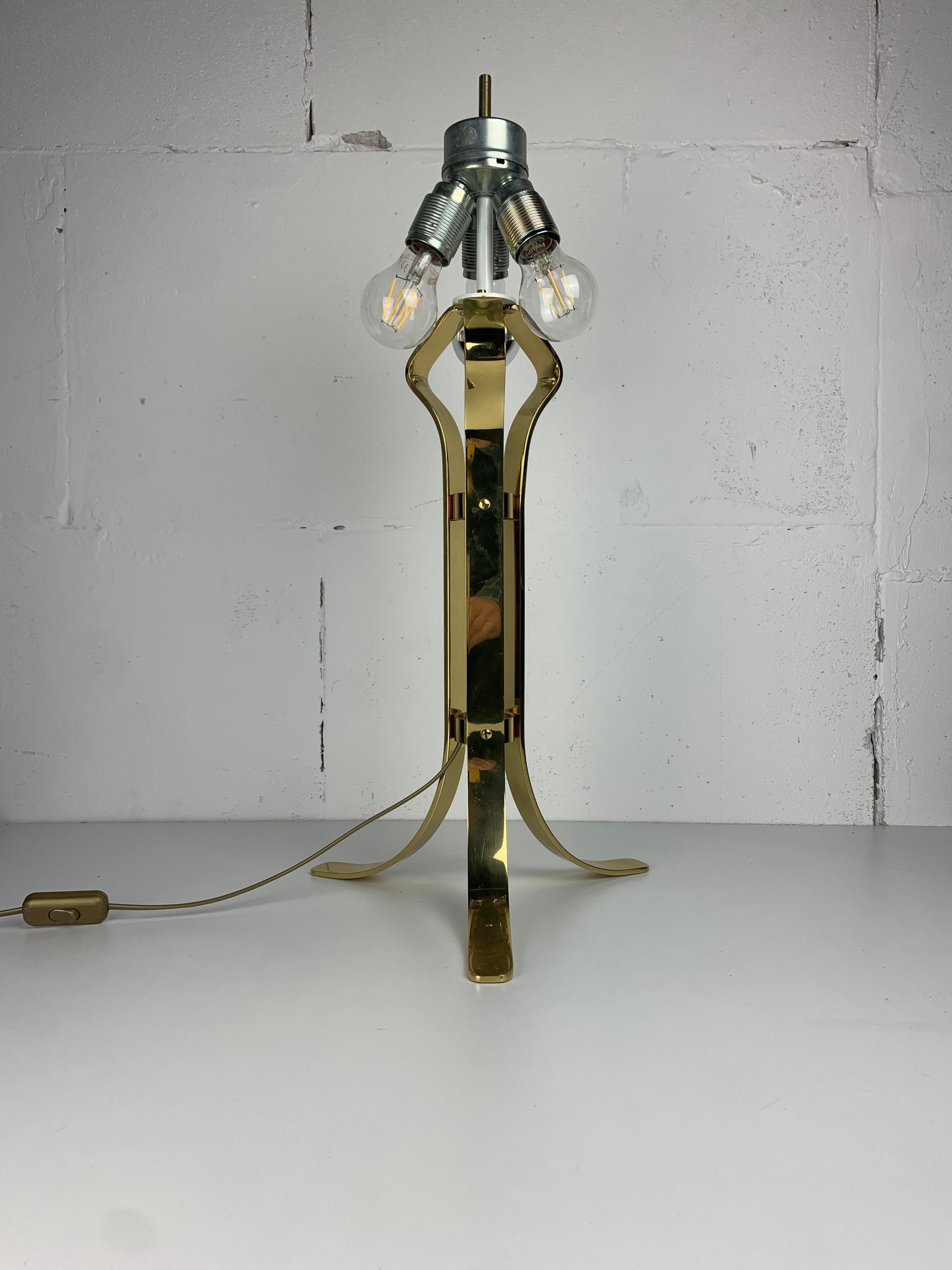 Grande lampe de table champignon de 65 cm en laiton de l'ère spatiale, années 1960 en vente 6