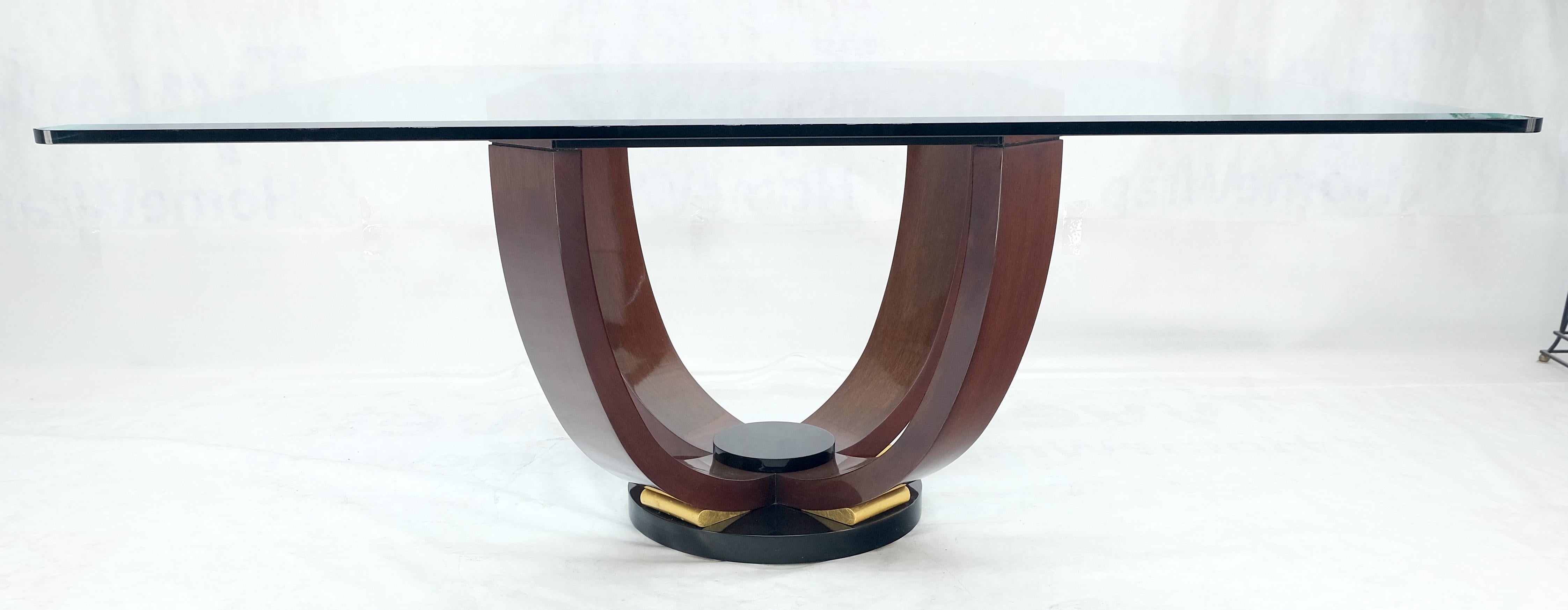 Grande table de conférence italienne de 66 pouces carrés 3/4 pouces avec plateau en verre et base à piédestal Excellent état - En vente à Rockaway, NJ