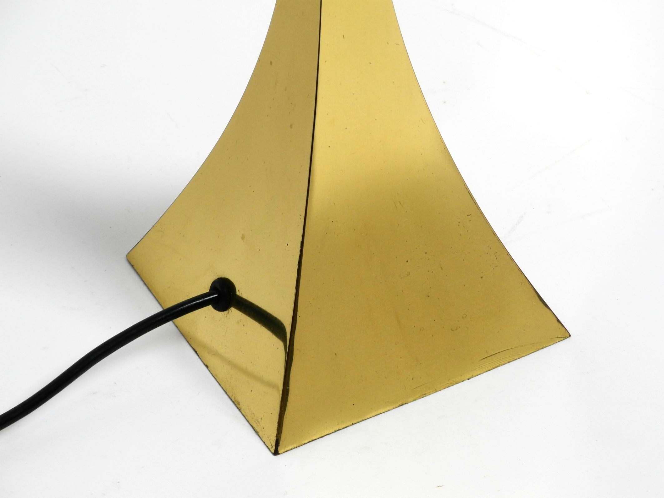 Gran lámpara de sobremesa de latón de los años 70 de A. Tonello and A. Montagna Grillo para High Society Italia en venta 11