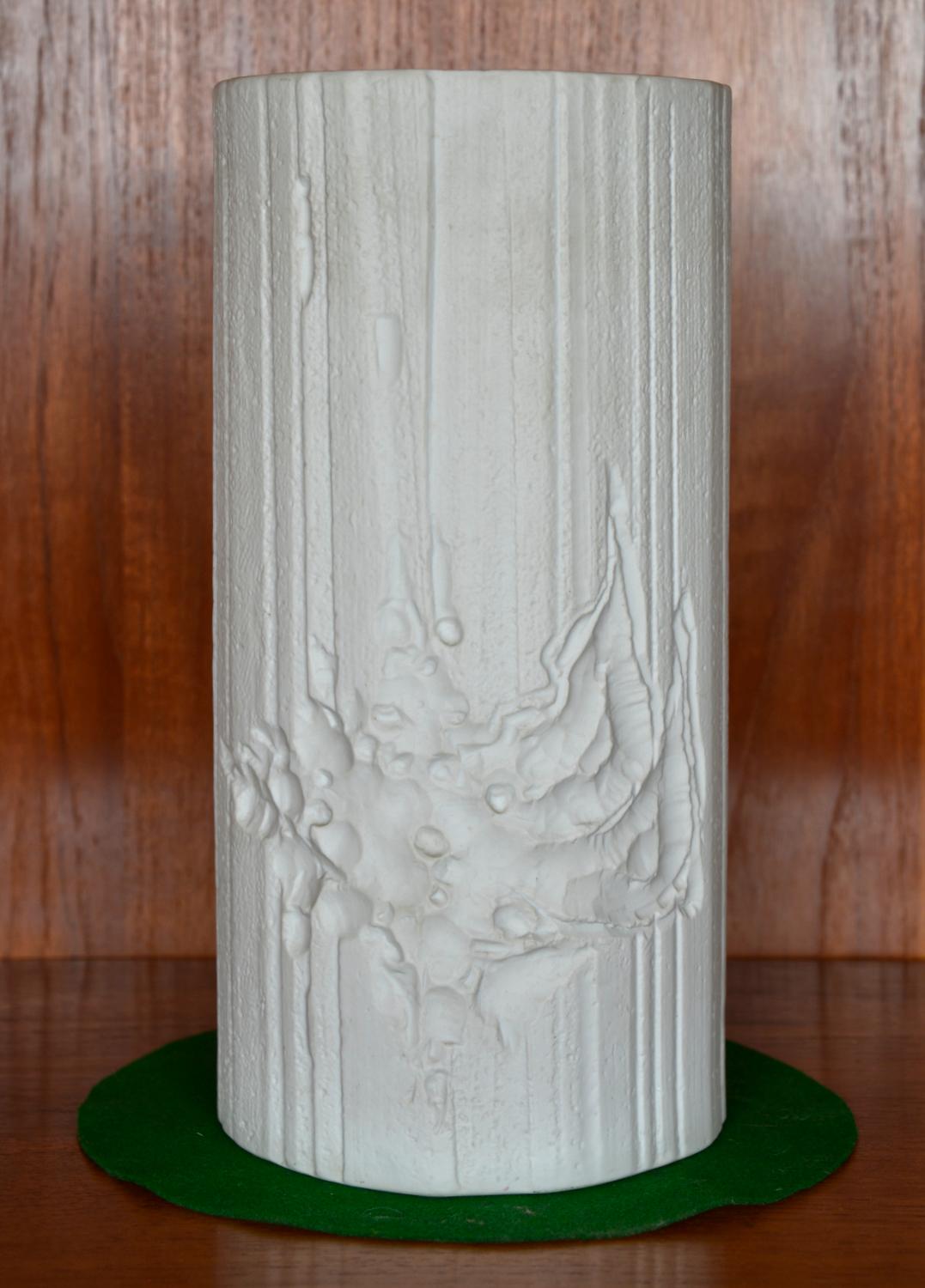 German Large 70s Hutschenreuther Op Art Bisque Porcelain Sculpture Vase Heinrich Fuchs For Sale