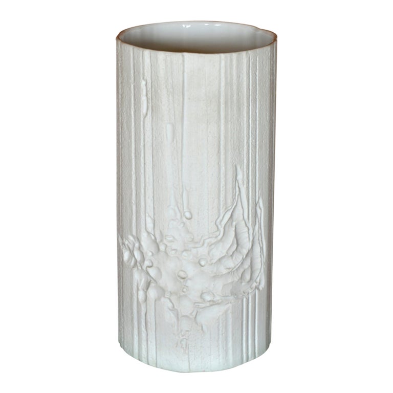 Große Hutschenreuther Op Art Biskuit-Porzellan-Skulptur-Vase Heinrich Fuchs, 70er Jahre im Angebot bei 1stDibs Deutschland