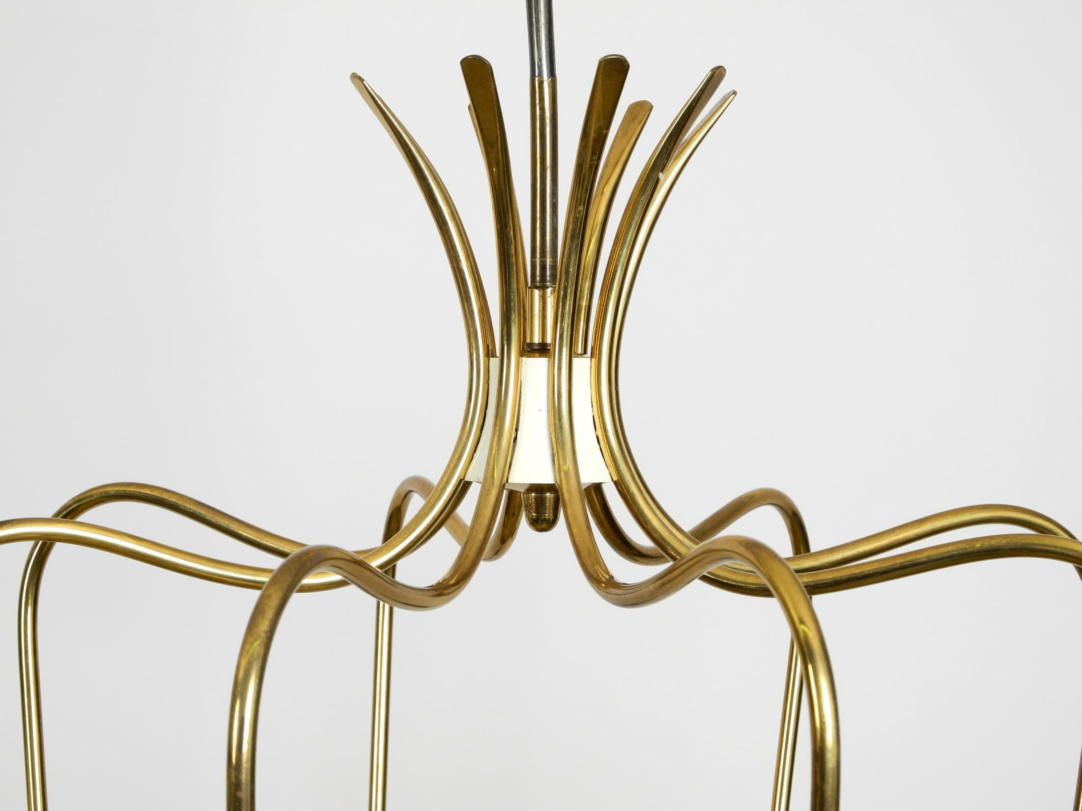 Large 8-Arm Mid-Century Modern Brass Chandelier with Large Plexiglass Shades For Sale 3