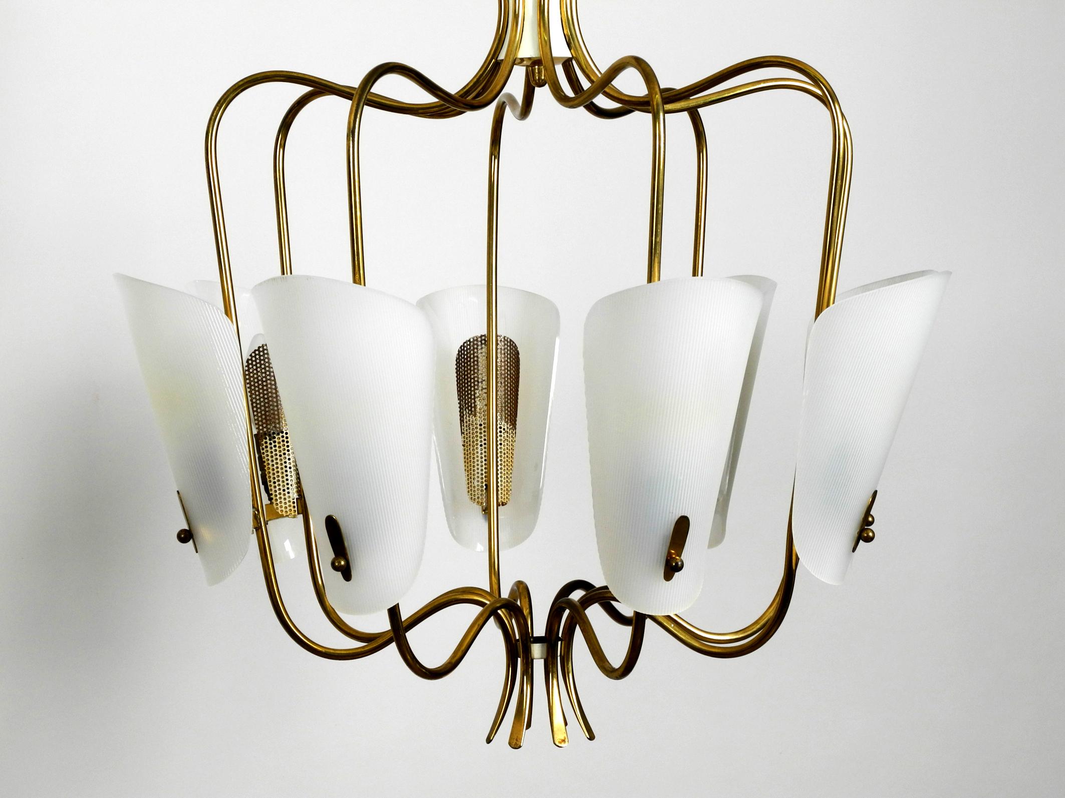 Mid-20th Century Large 8-Arm Mid-Century Modern Brass Chandelier with Large Plexiglass Shades For Sale