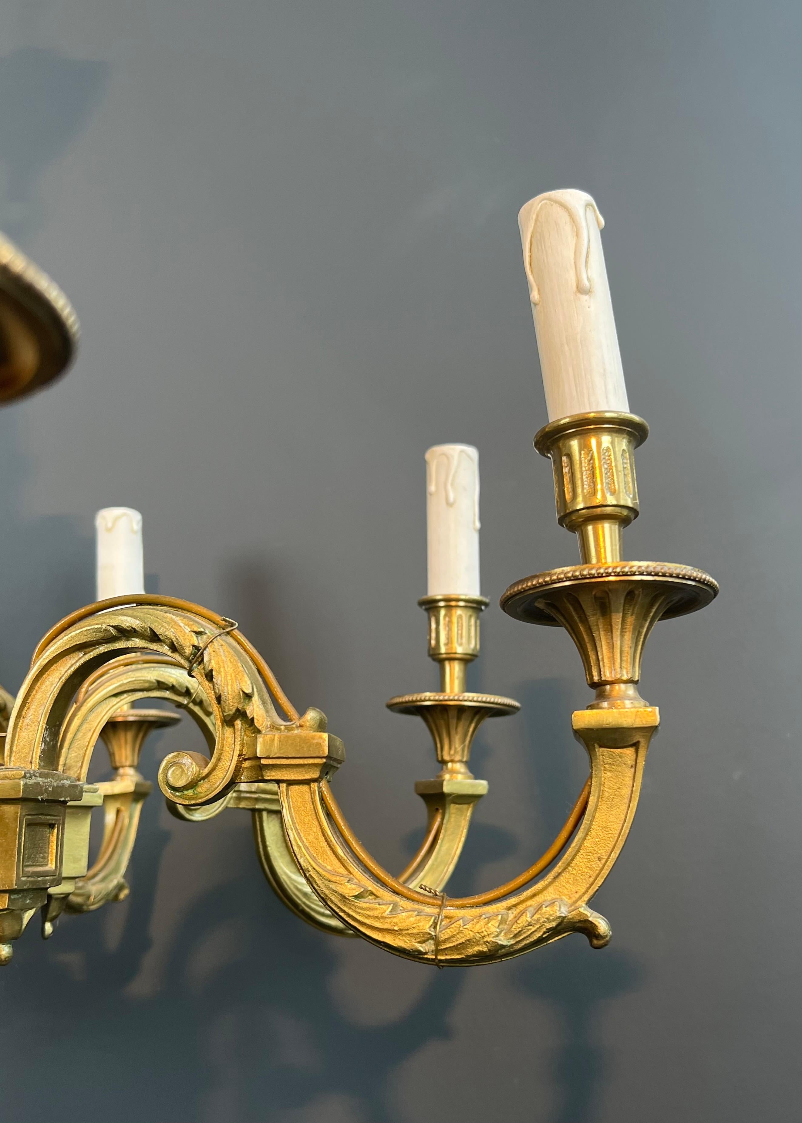 Large 8 Arms Chiseled Bronze Chandelier in the Style of Louis the 16th by Lucien For Sale 11