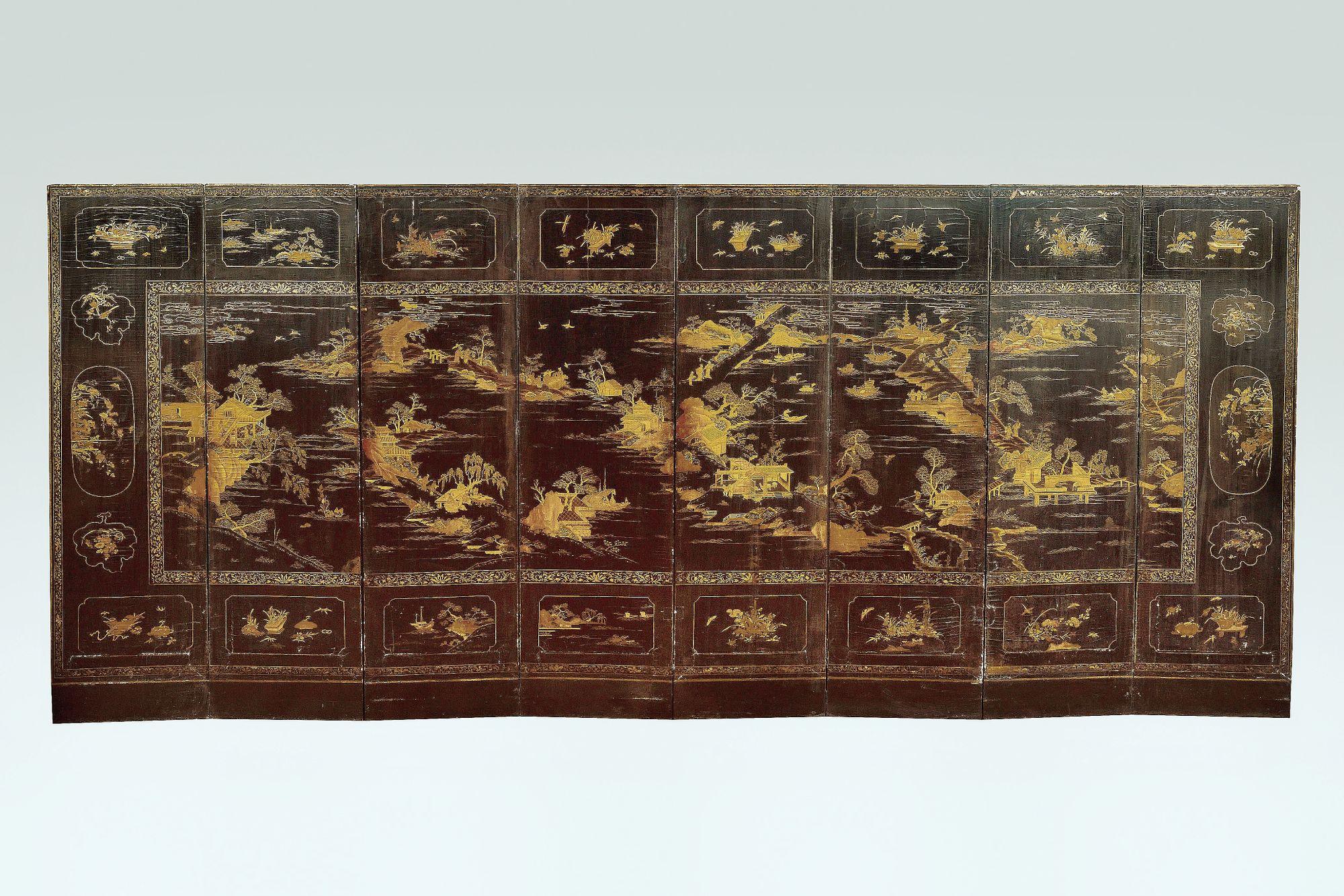 Großer 8-Scheiben-Raumteiler aus Coromandel-Lack, China, Quing, spätes 18./ frühes 19. Jahrhundert (18. Jahrhundert) im Angebot