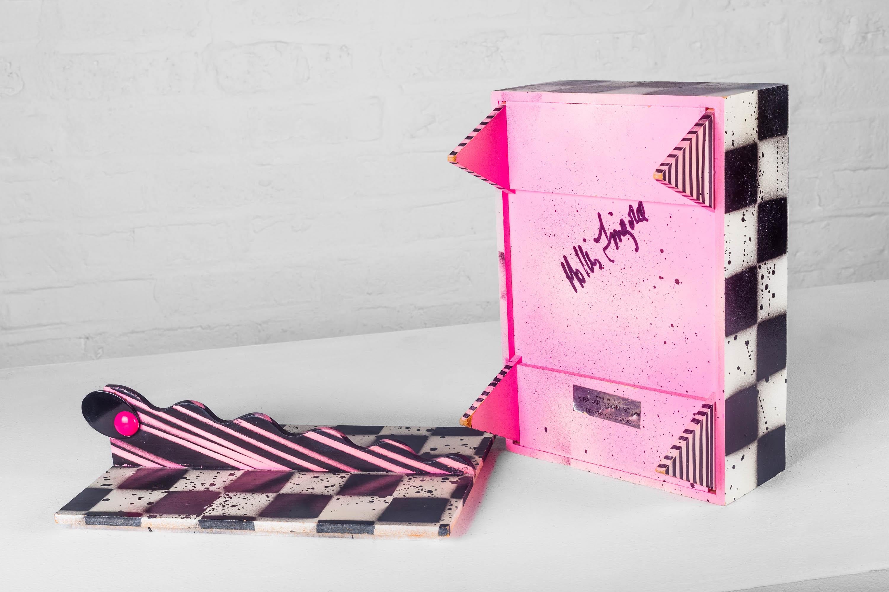 Post-Modern Large 80s Lacquered Box by Hollis Fingold, Checkerboard & Neon Pink, Signed USA For Sale