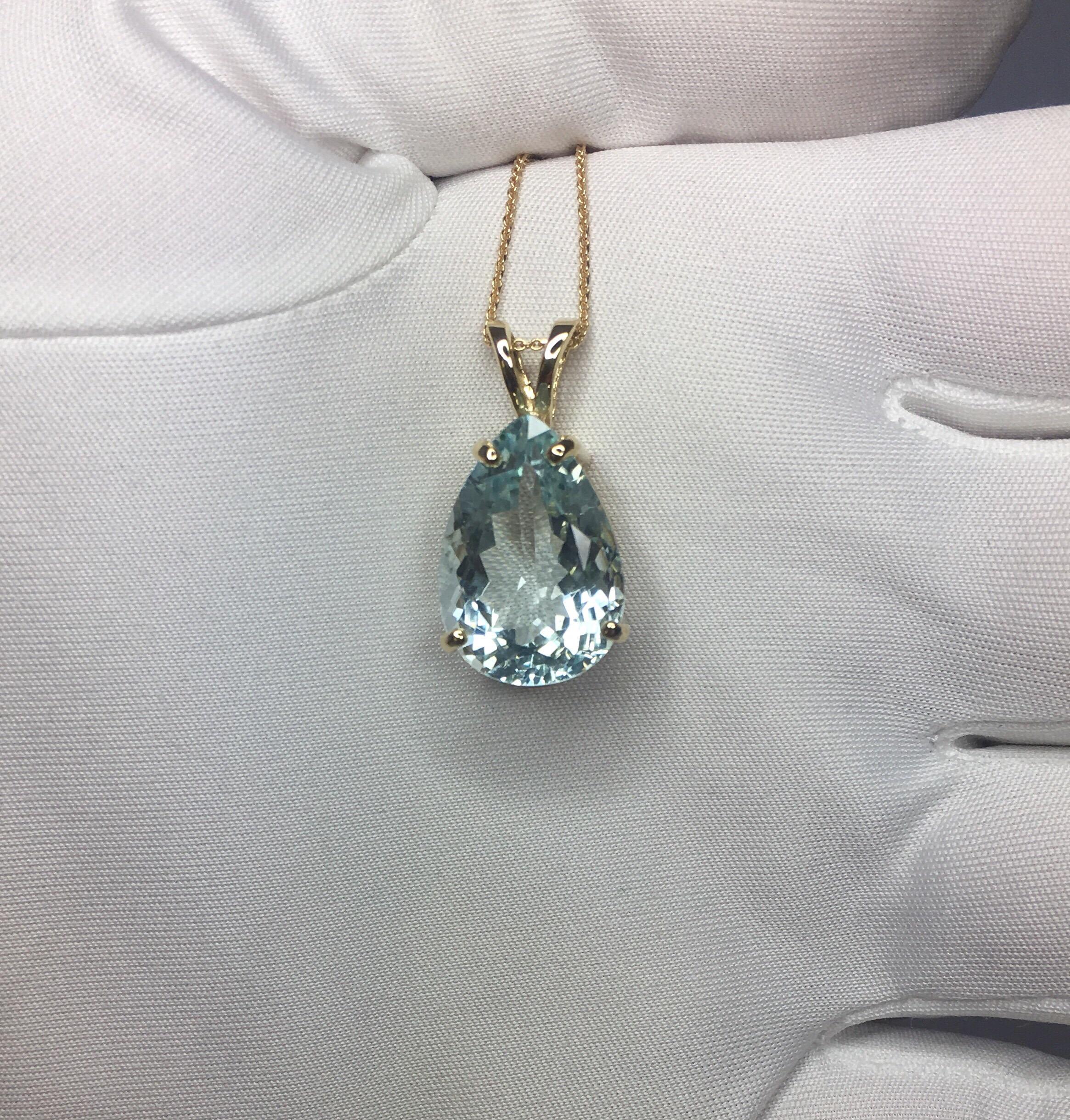 Pear Cut Large 8.85 Carat Blue Aquamarine Pear Teardrop Cut 14K Gold Pendant Necklace