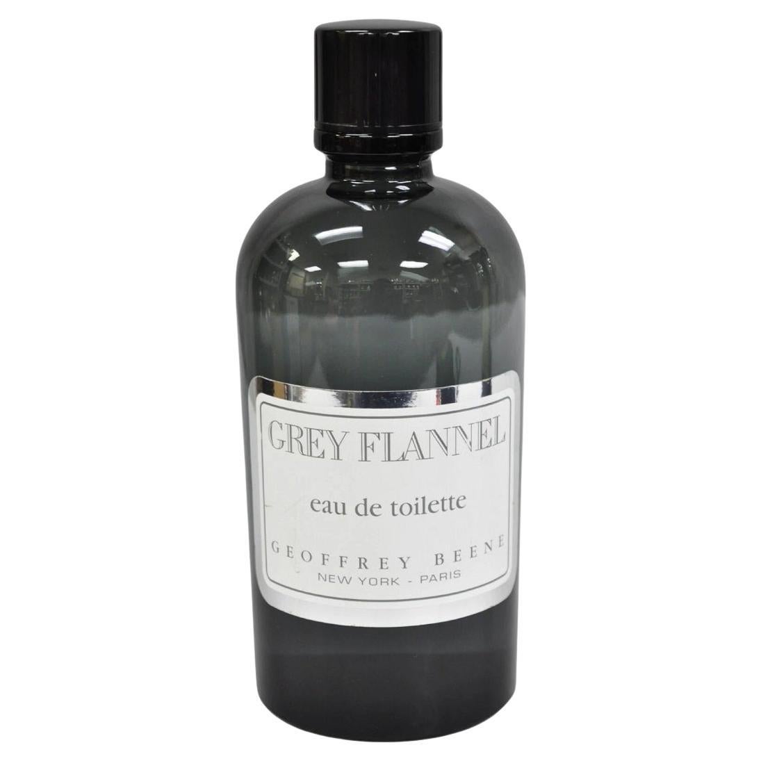 Grand flacon factice en verre de 9" Geoffrey Beene Flannel Grey Perfume Store Display