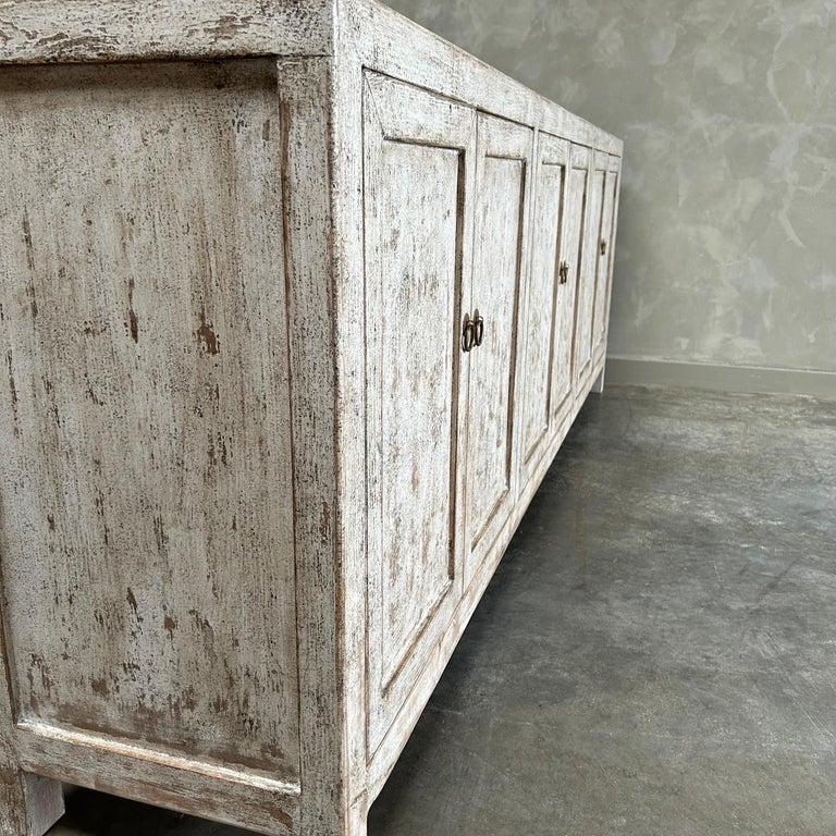 Grande armoire en bois recyclé Yara - Made in Meubles