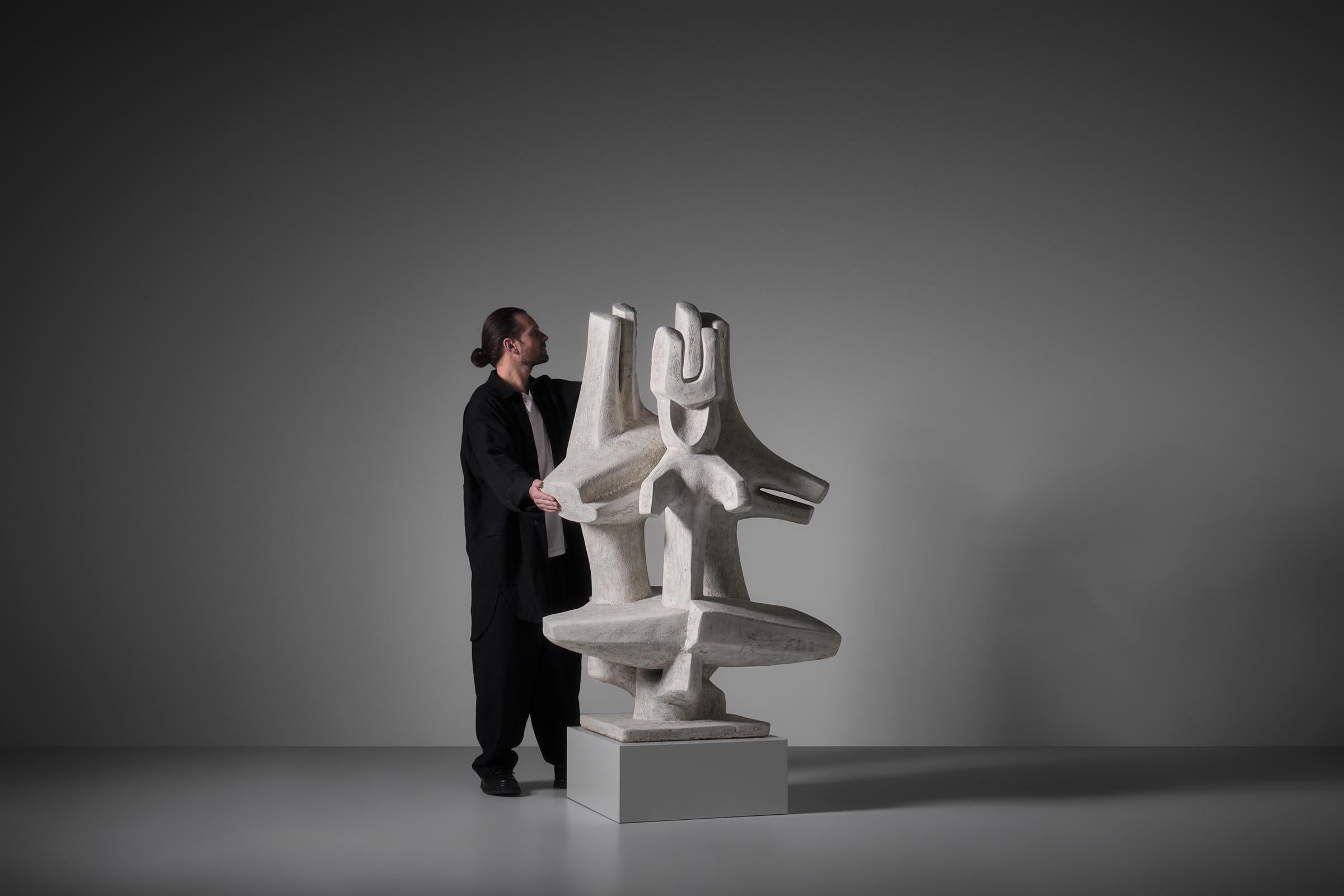 Grande scultura astratta in calcestruzzo di Roger Desserprit in vendita 5
