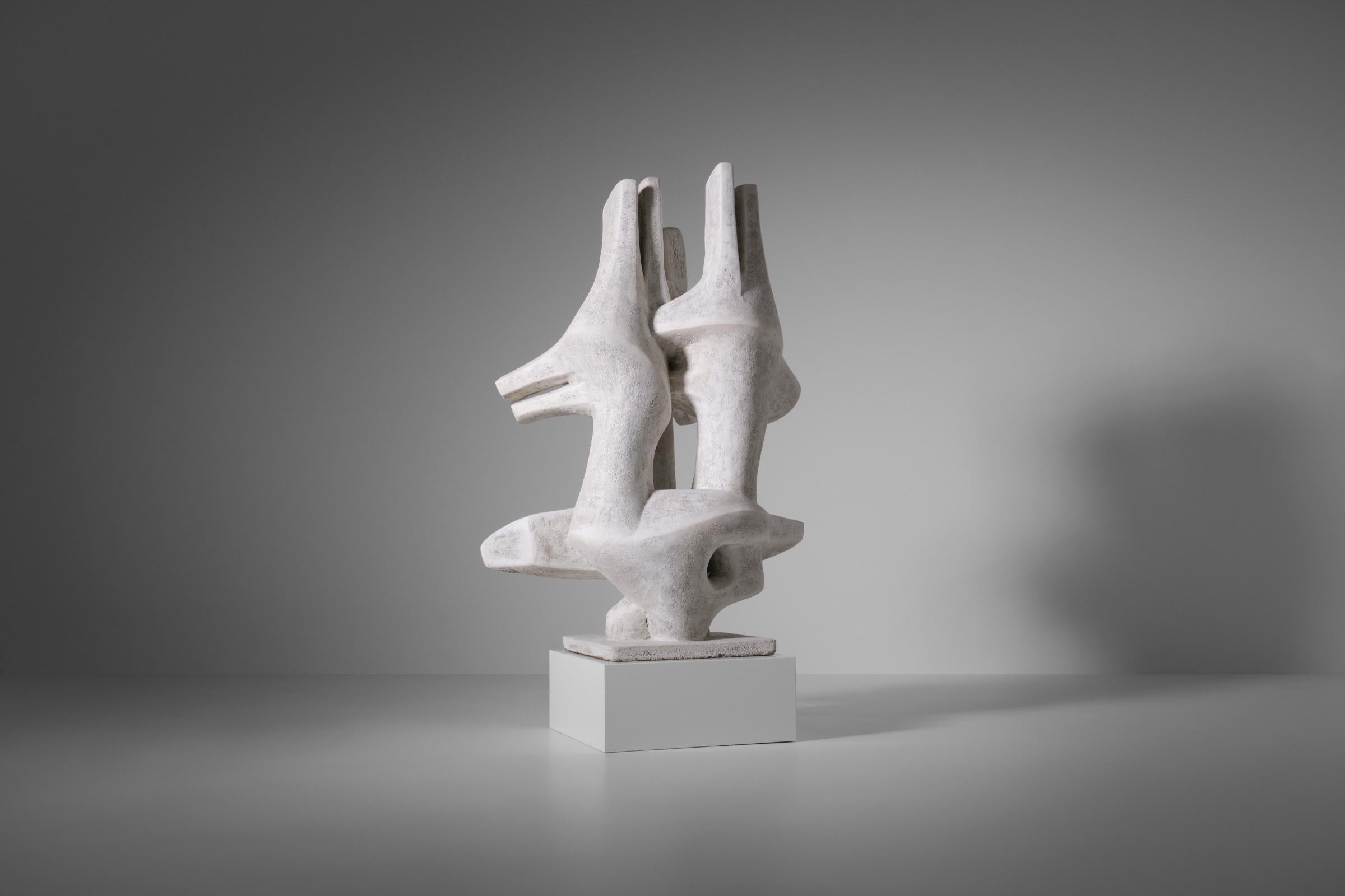 Grande sculpture abstraite en béton de Roger Desserprit Bon état - En vente à Rotterdam, NL