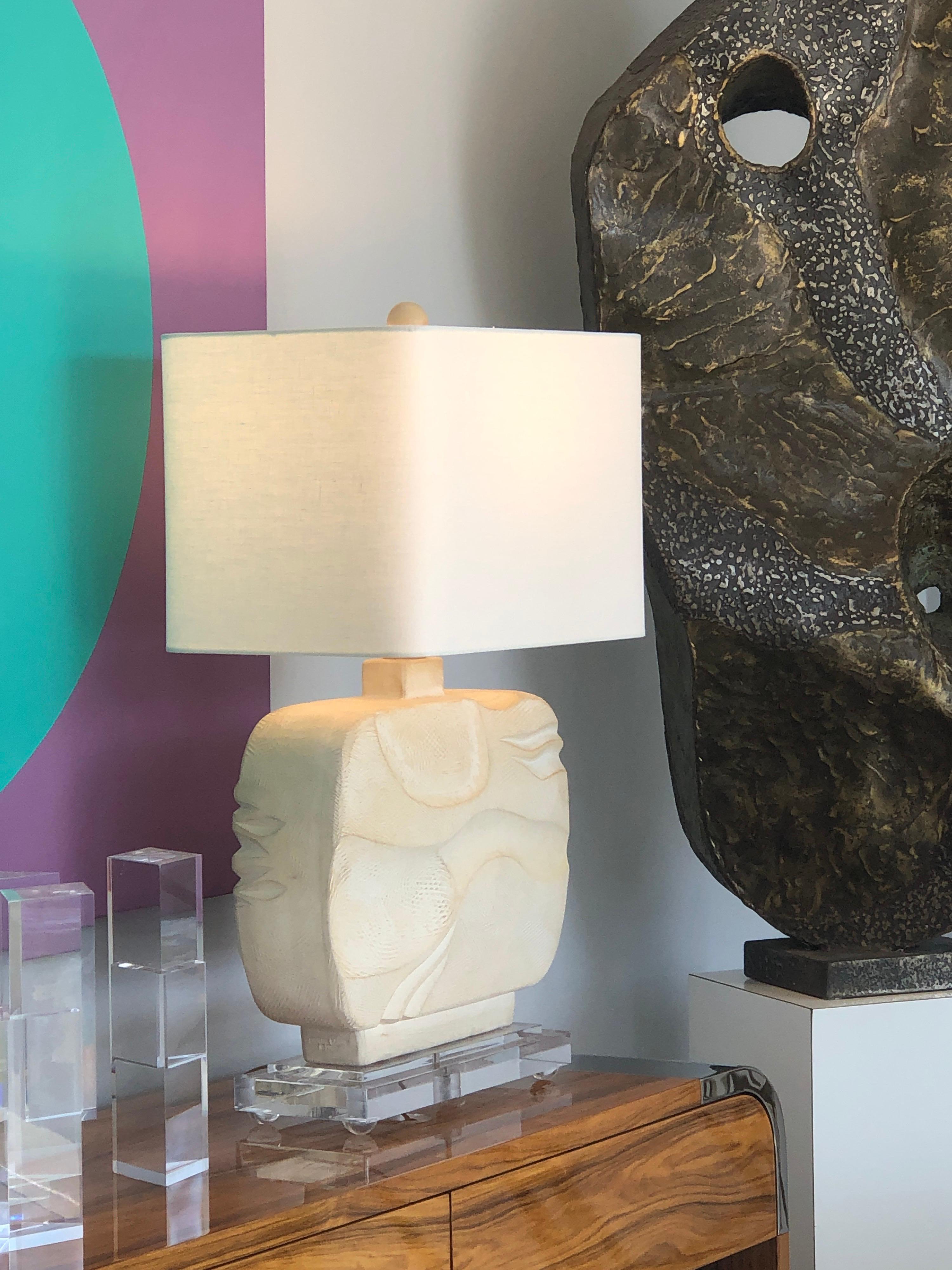 Large Abstract Plaster Table Lamp, 1980s In Good Condition In Miami, FL