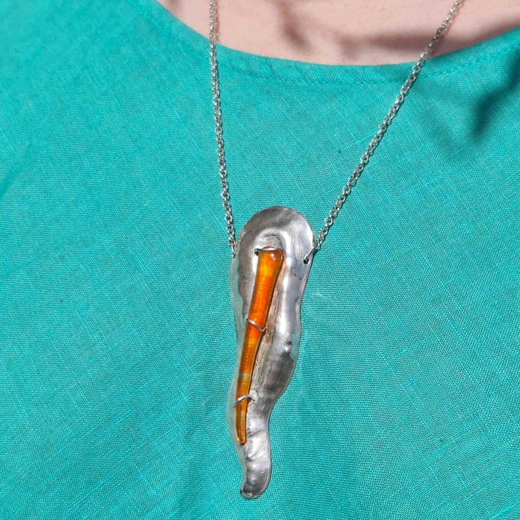 Large Abstract Tapered Chased Silver Contour Pendant with Orange Glass In New Condition For Sale In L-Għarb, MT