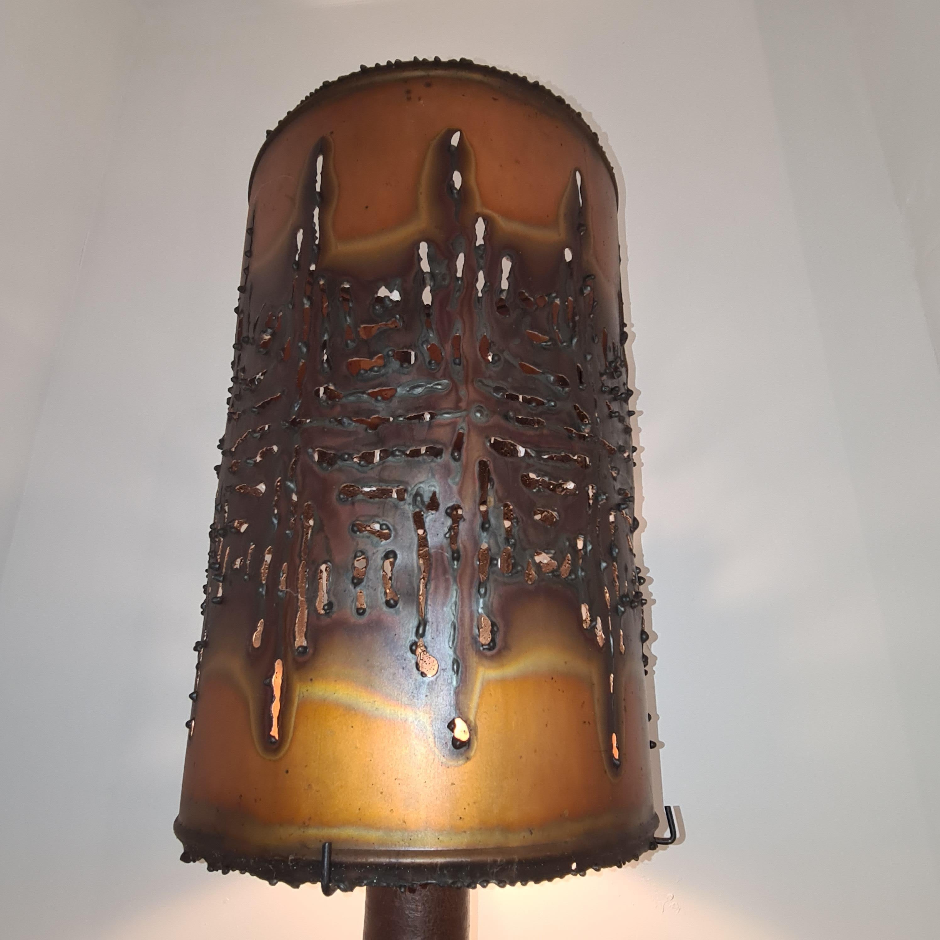 Lampada Accolay grande con paralume in rame forato in vendita 3