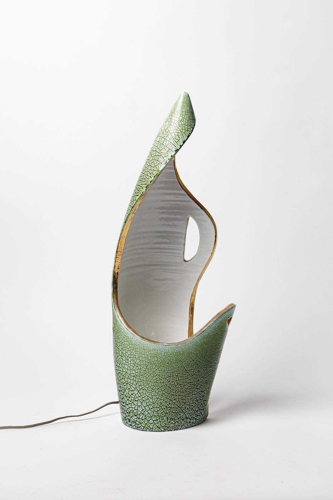 Mid-Century Modern Grande lampe de table accolayr flammée blanc vert et or design 1950 57 cm en vente