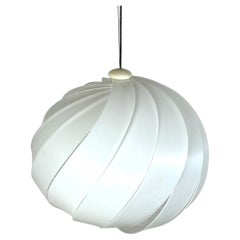 Large Acrylic Pendant Lamp 'Alicante' Emanuele Ponzio for Harvey Guzzini, 60s