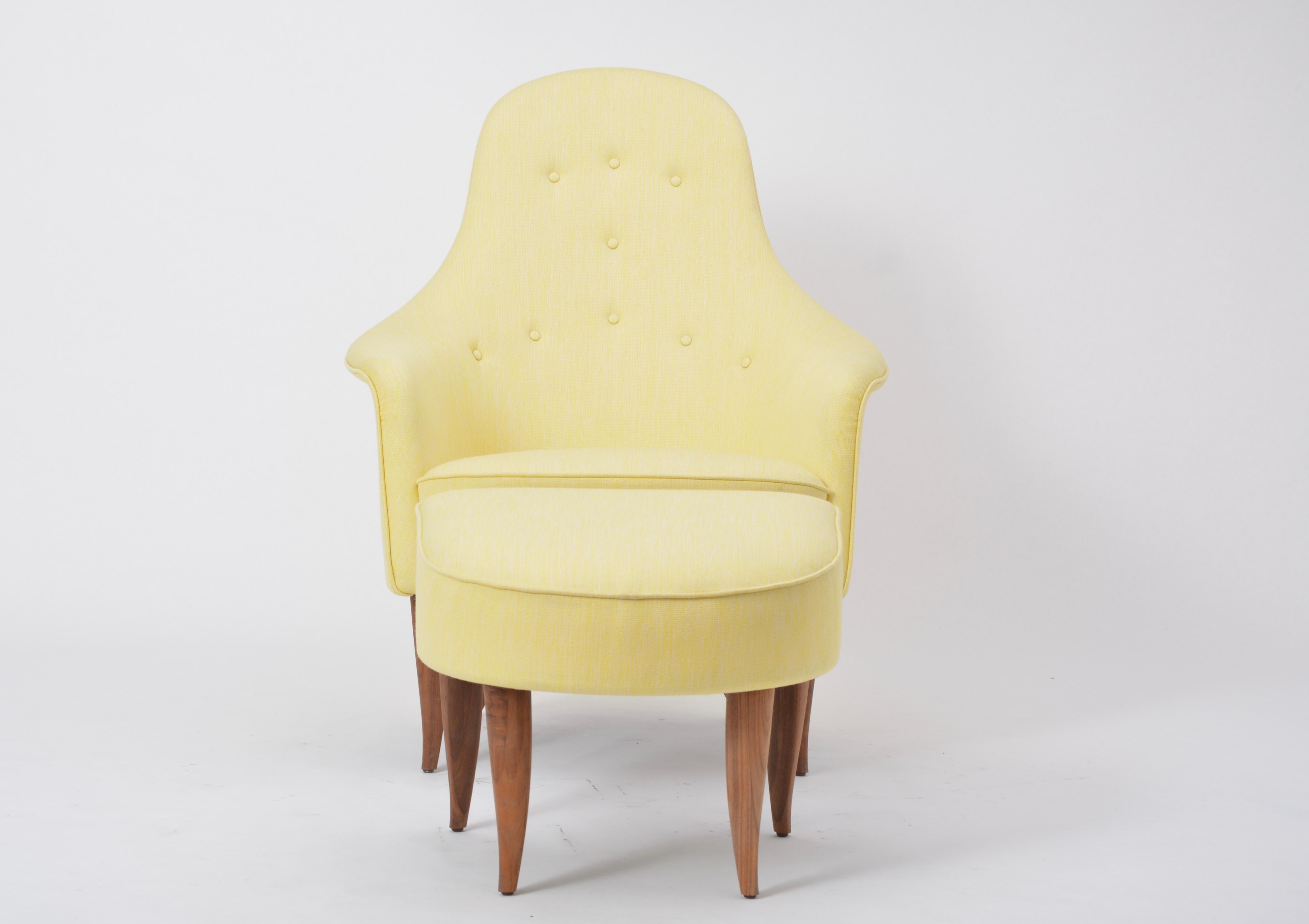 'Large Adam' Reupholstered Lounge Chair with Ottoman by Kerstin Hörlin-Holmquist (Moderne der Mitte des Jahrhunderts)