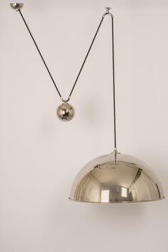 Grande lampe à suspension réglable à contrepoids chromé de Florian Schulz, Allemagne