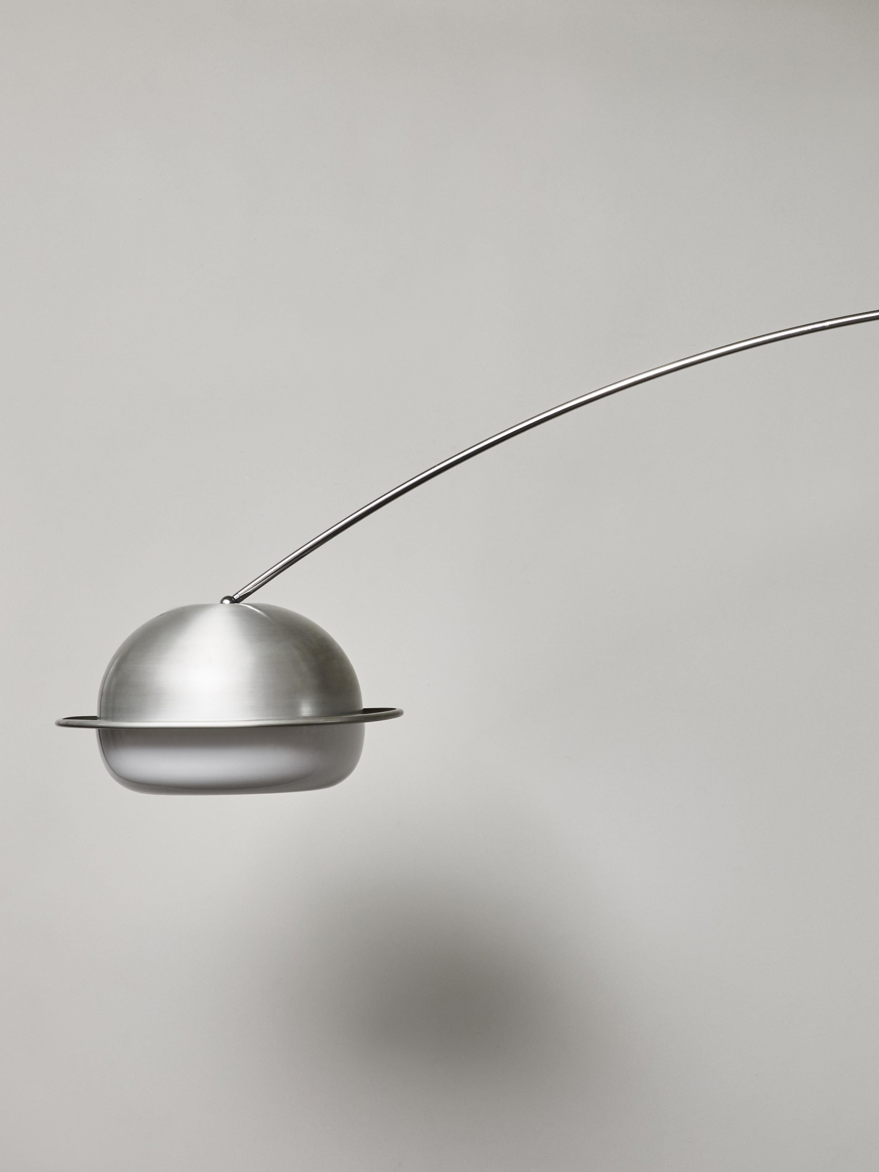 Late 20th Century Large Adjustable Counterbalance Ceiling Lamp by Filvem Voghera For Sale