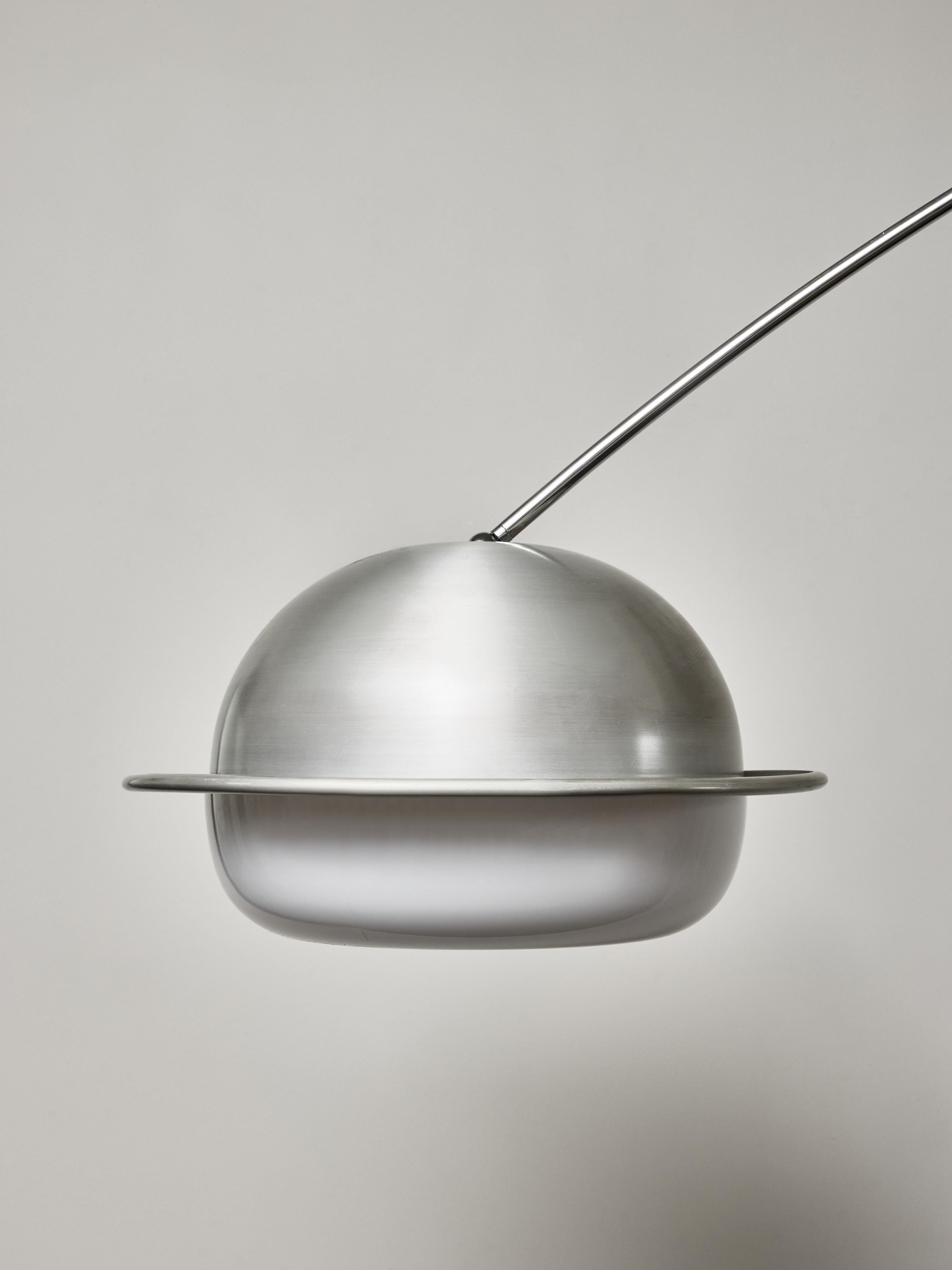 Large Adjustable Counterbalance Ceiling Lamp by Filvem Voghera For Sale 1