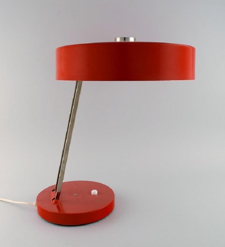 Unknown Large Adjustable Desk Lamp in Original Red Lacquer, 1970's For Sale