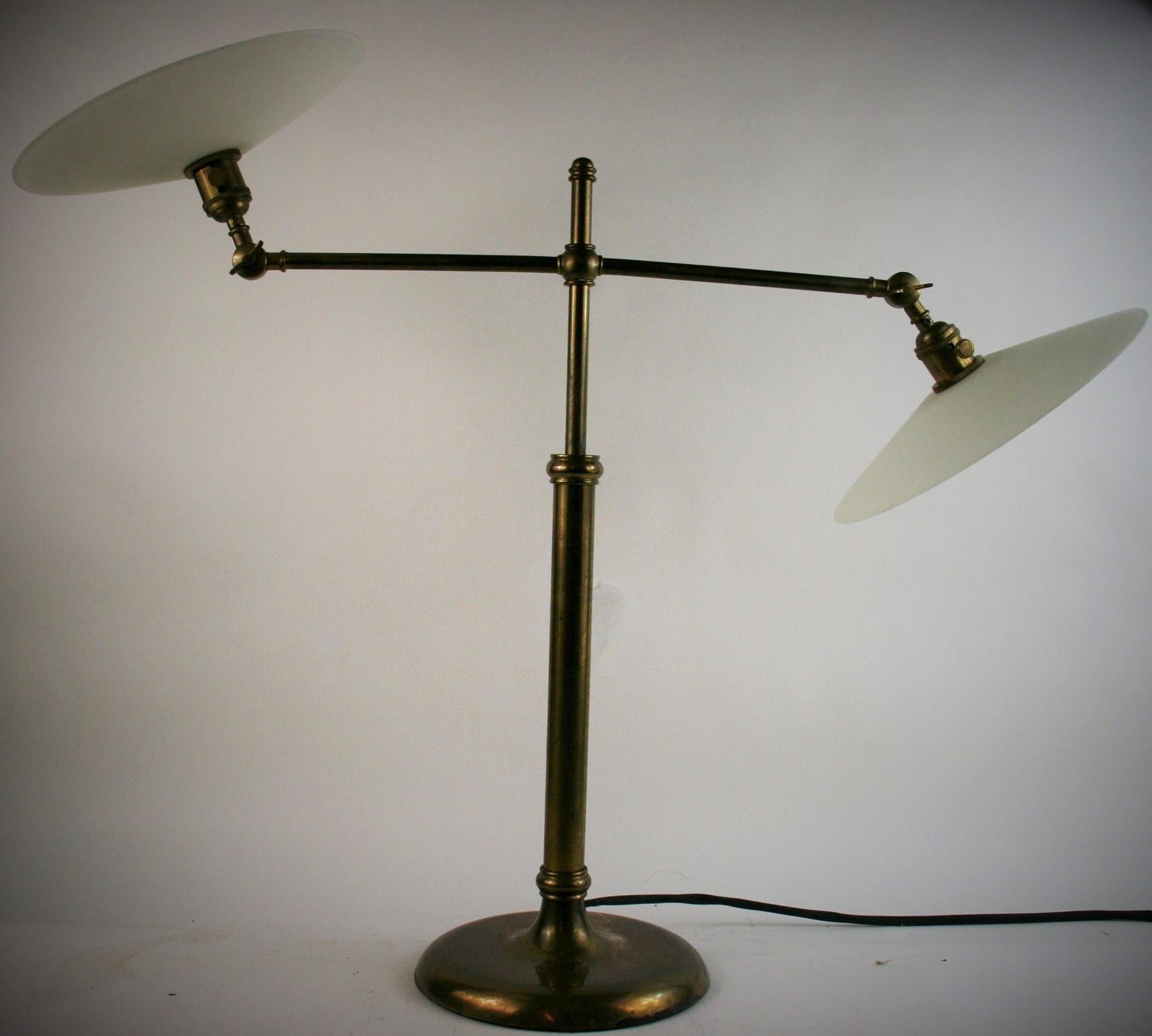 Mid Century Large Adjustable Double Light Brass Table/ Desk Lamp In Good Condition In Douglas Manor, NY