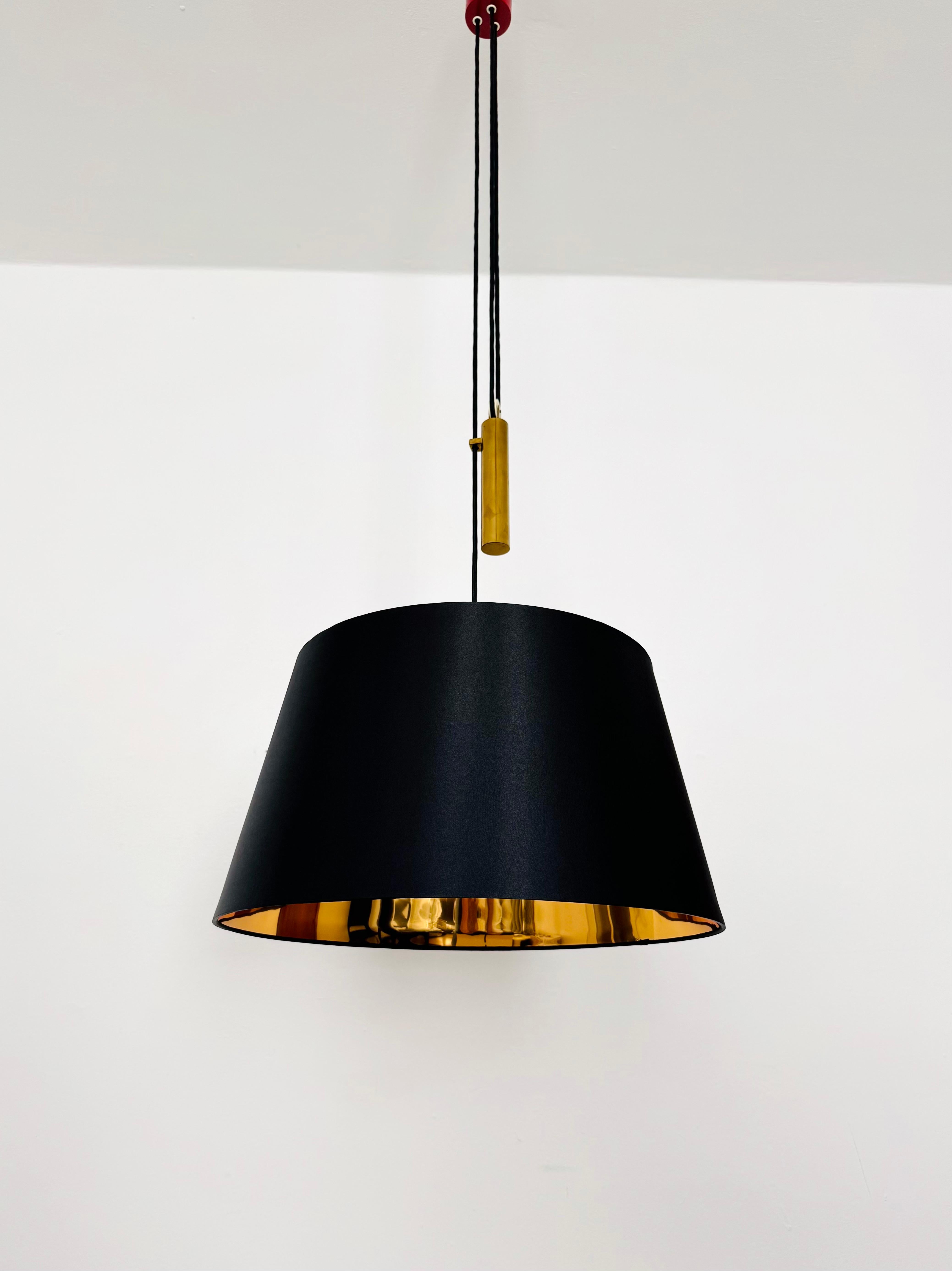 Mid-Century moderno Lampada a sospensione grande e regolabile in vendita