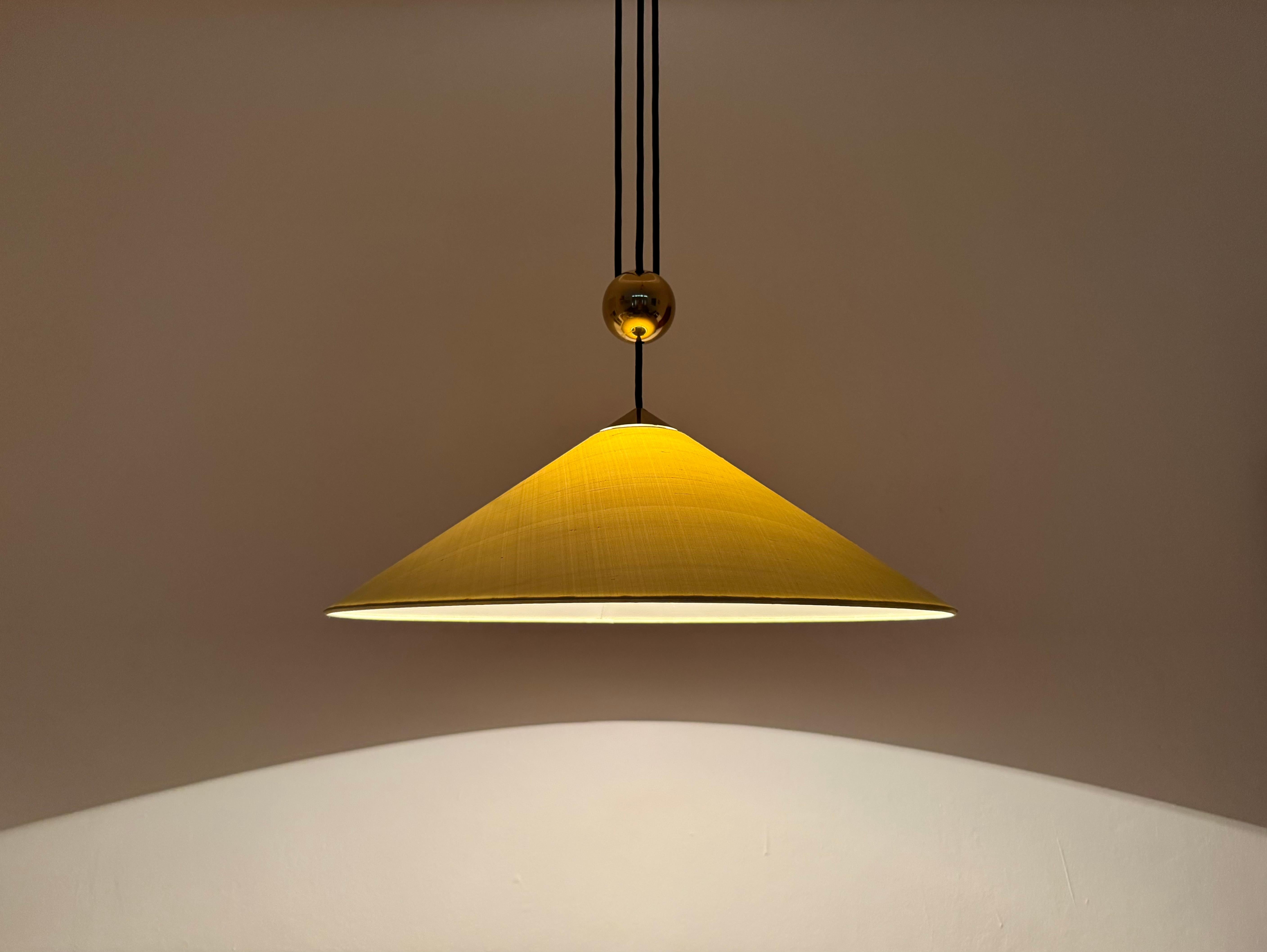 Large Adjustable Pendant Lamp with Counterweight by Florian Schulz For Sale 3