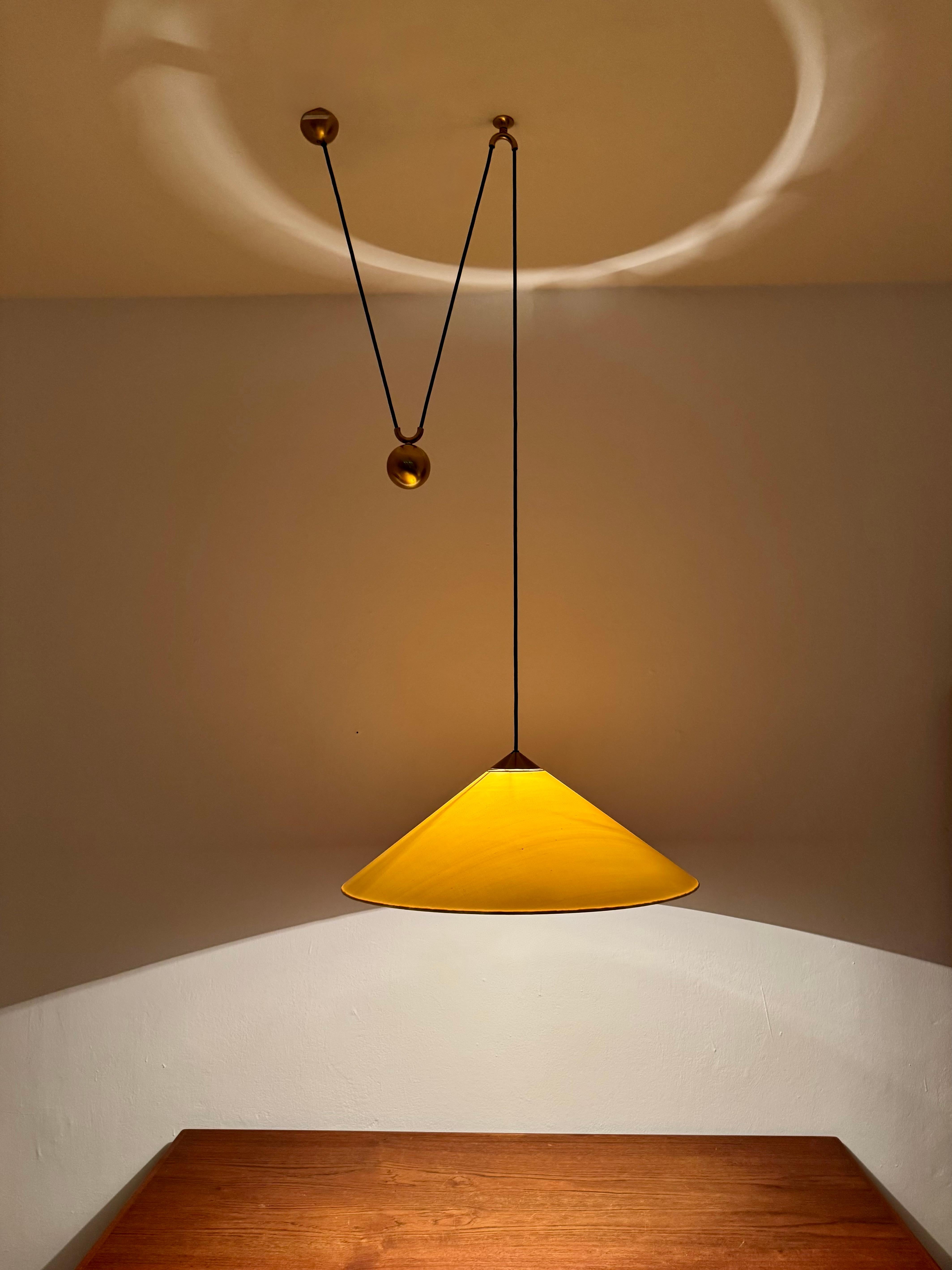 Large Adjustable Pendant Lamp with Counterweight by Florian Schulz For Sale 4