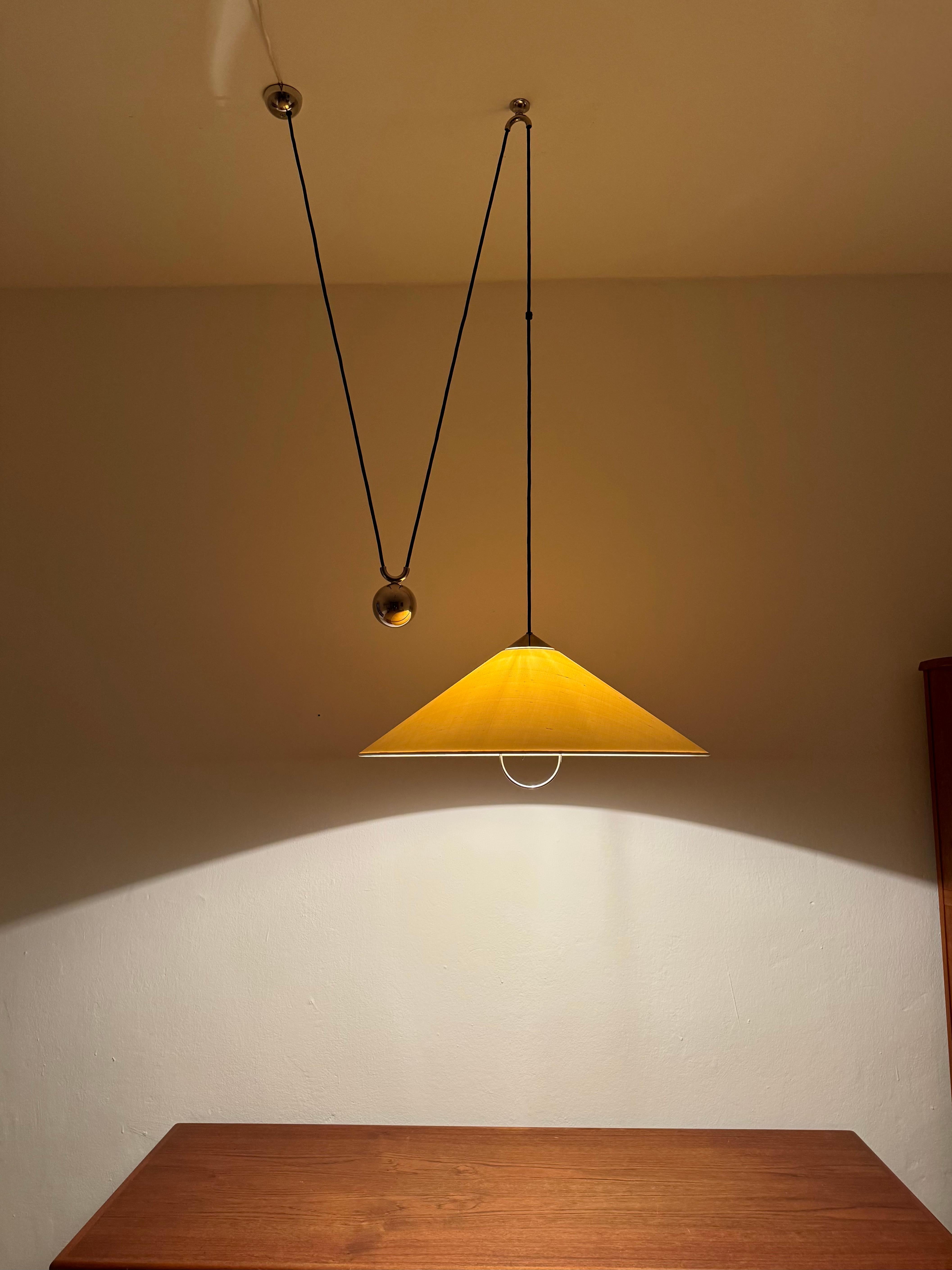 Large Adjustable Pendant Lamp with Counterweight by Florian Schulz For Sale 5