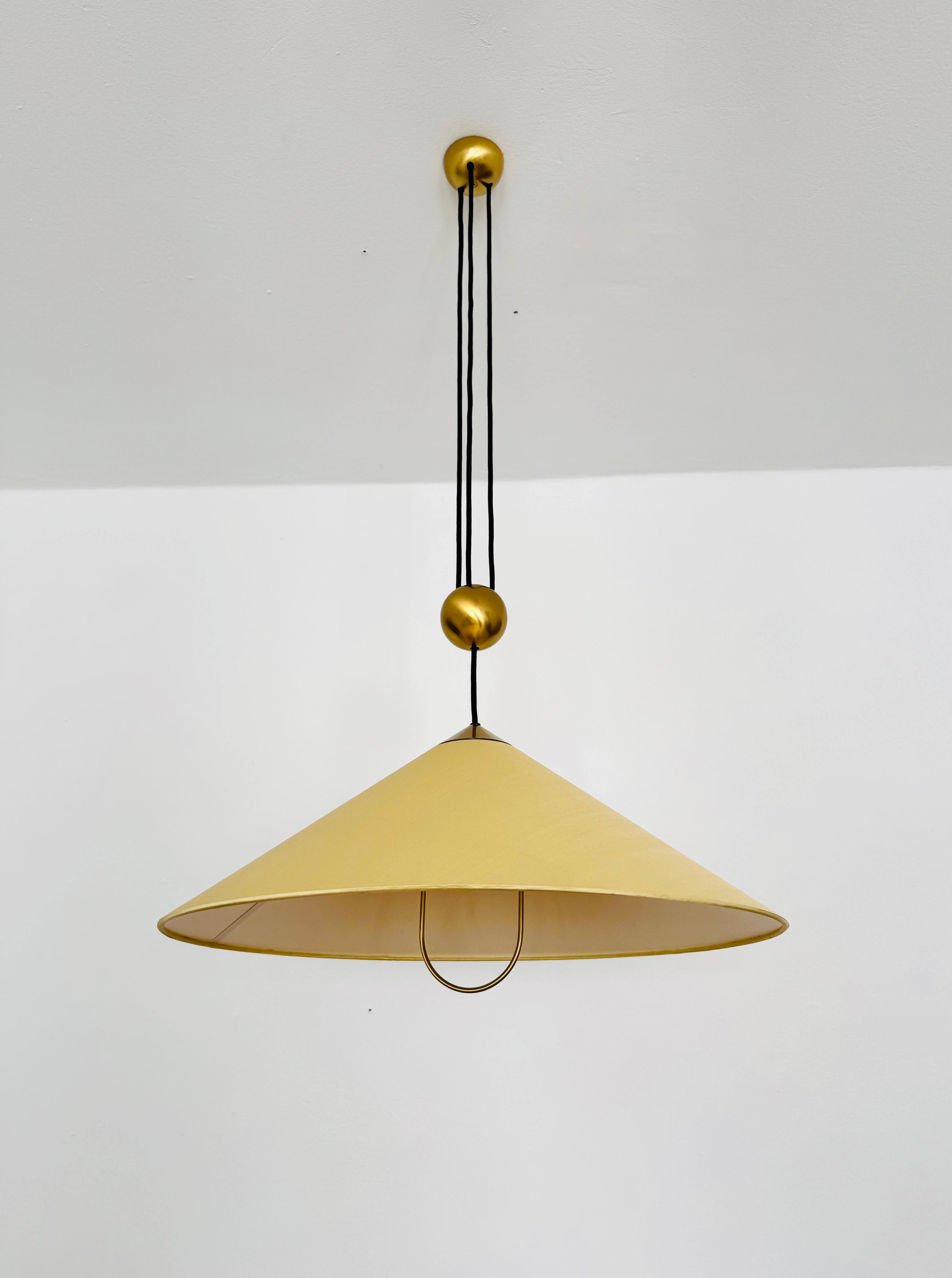 Allemand Large Adjustable Pendant Lamp with Counterweight by Florian Schulz en vente