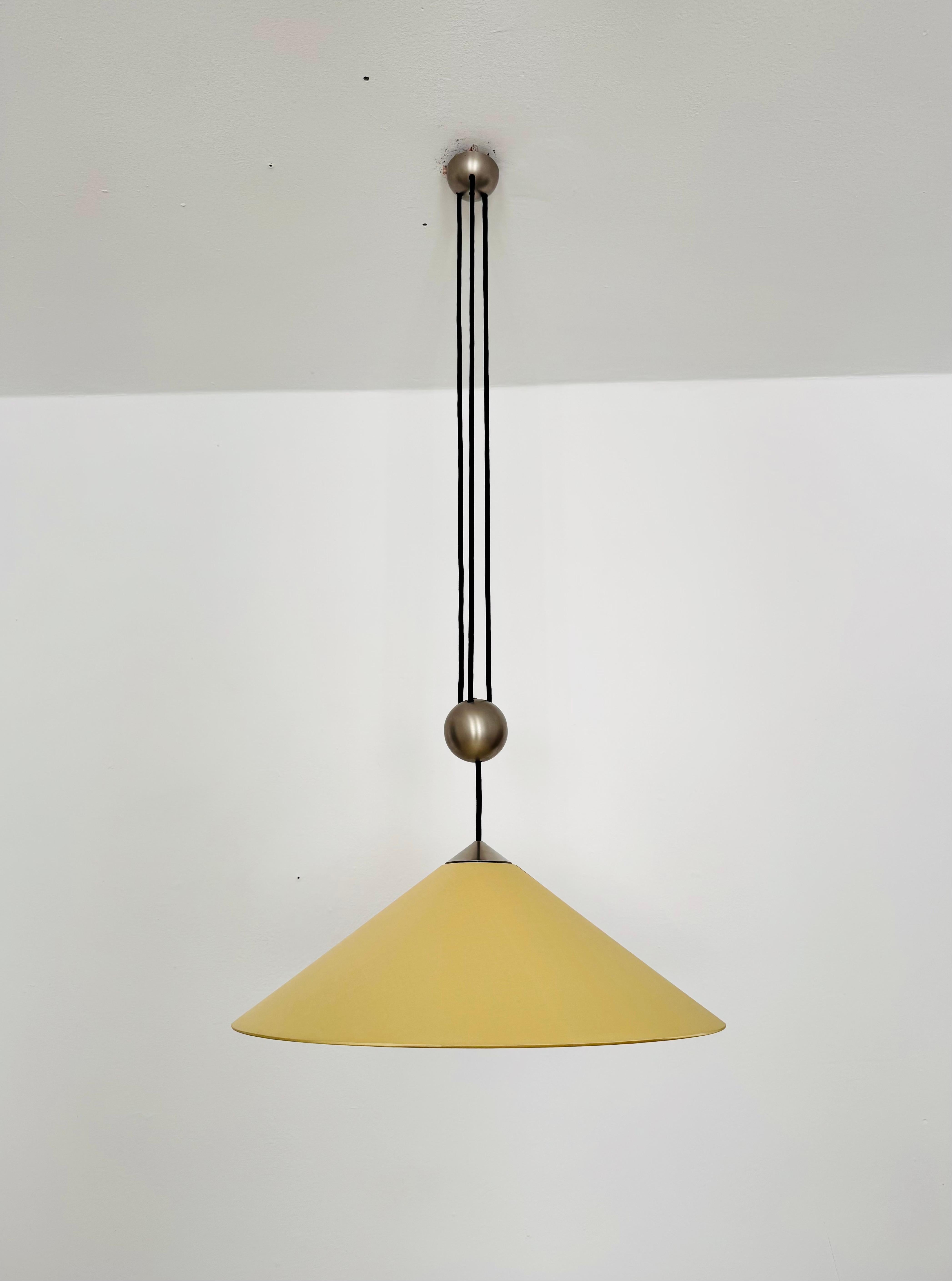 Gran Lámpara Colgante Ajustable con Contrapeso de Florian Schulz en Bueno estado para la venta en München, DE